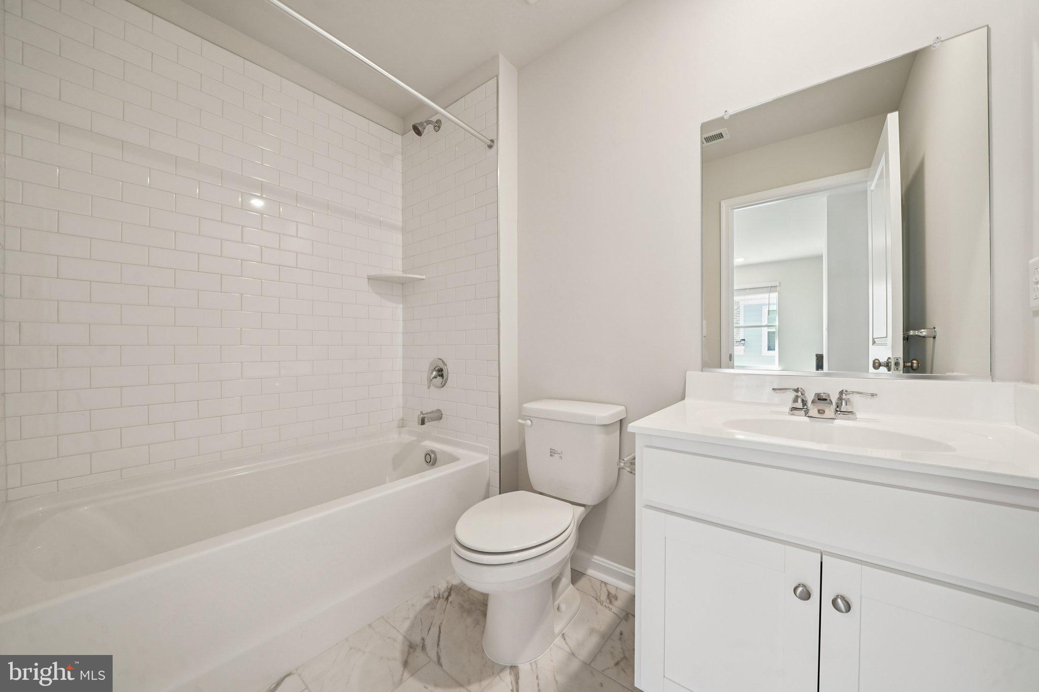 LADYSMITH VILLAGE - Residential