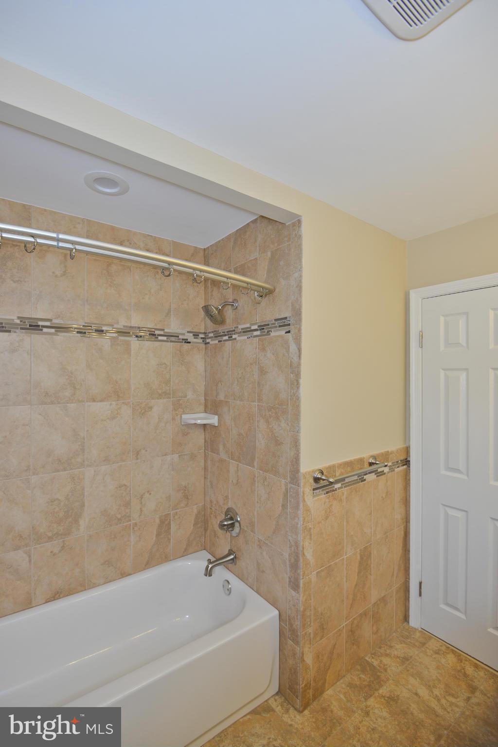 TWINBROOK EST SUB - Residential