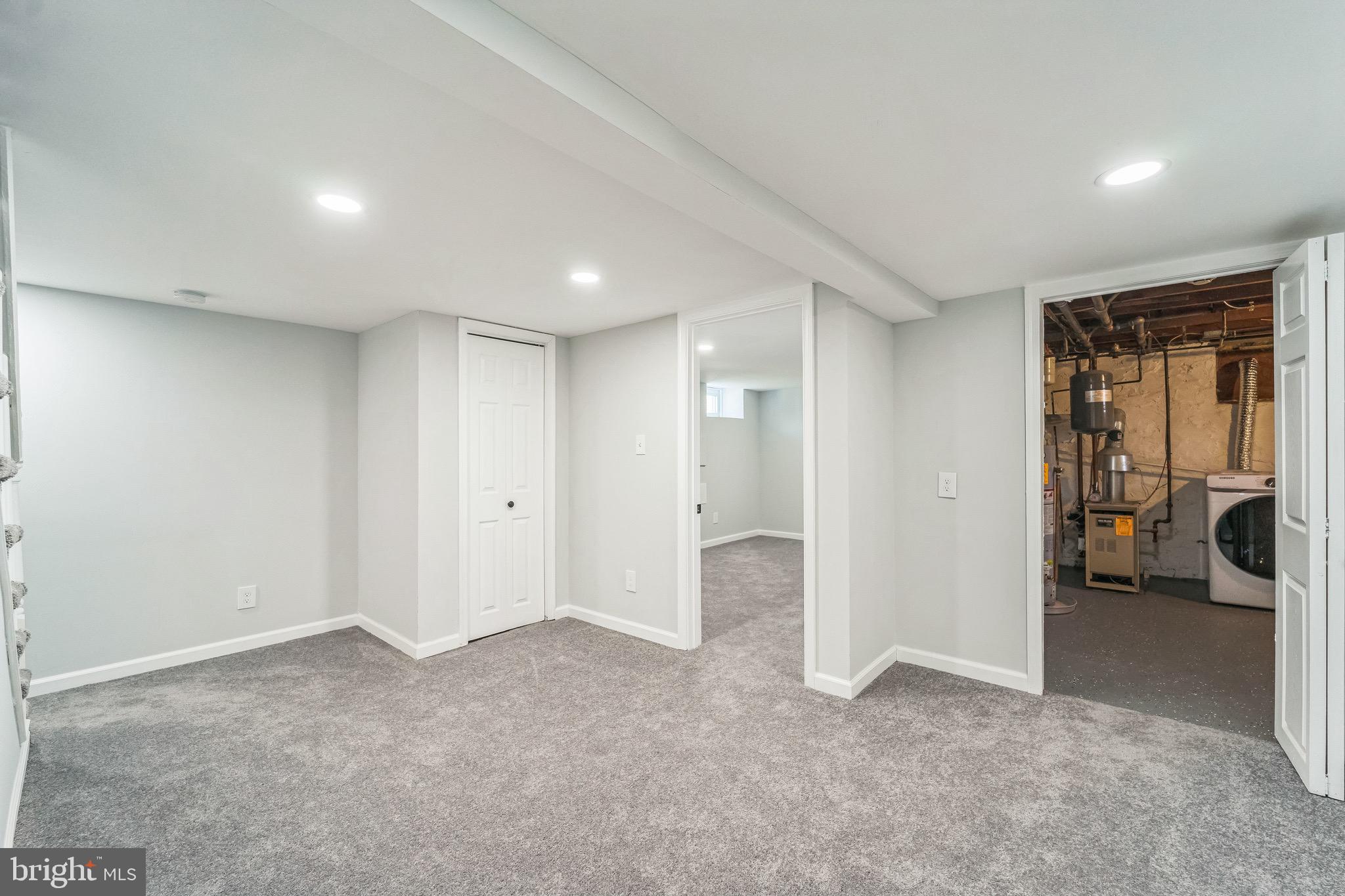 HOWARD PARK - Residential