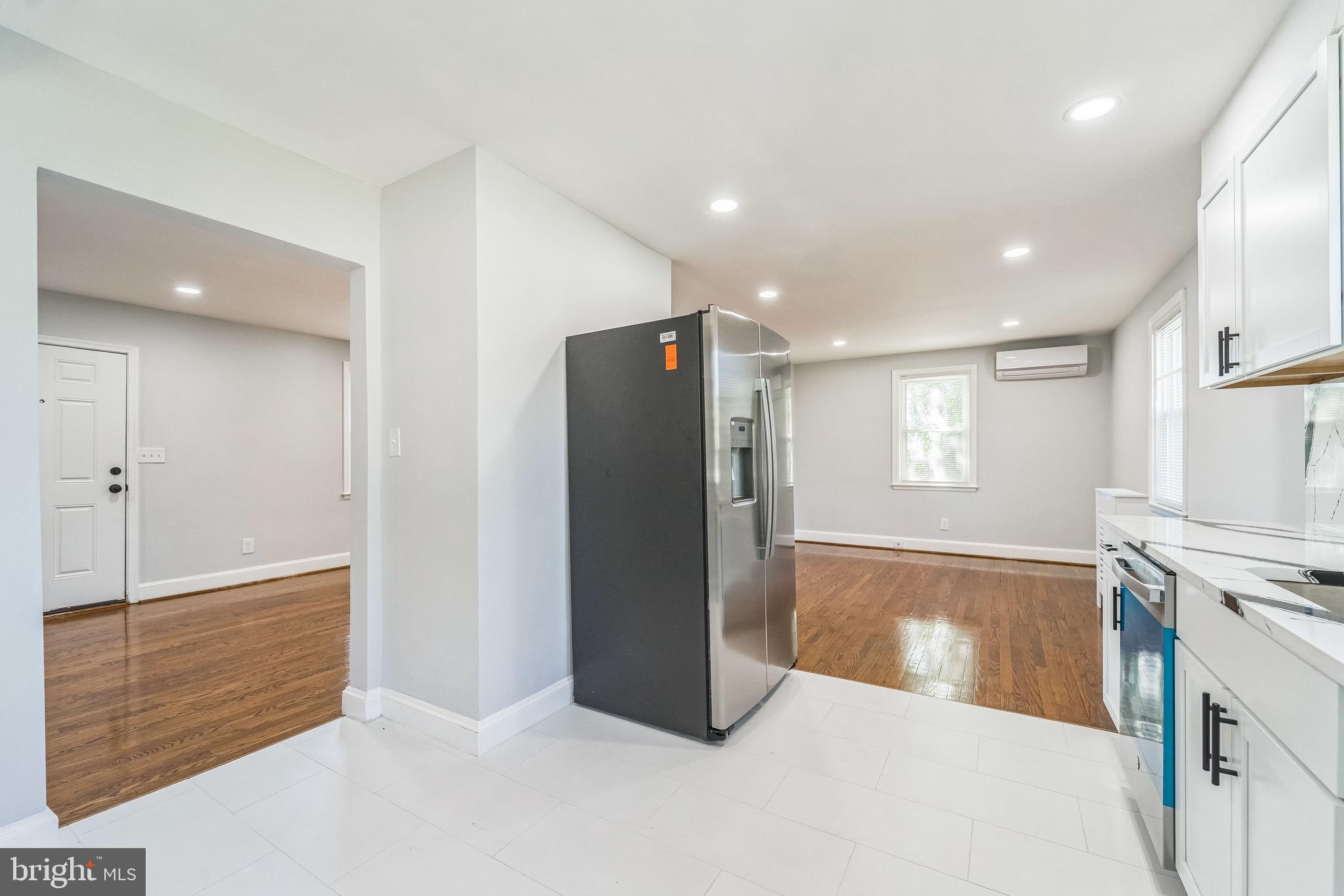 HOWARD PARK - Residential