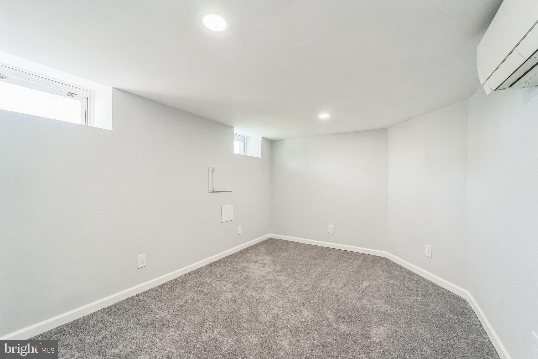 HOWARD PARK - Residential
