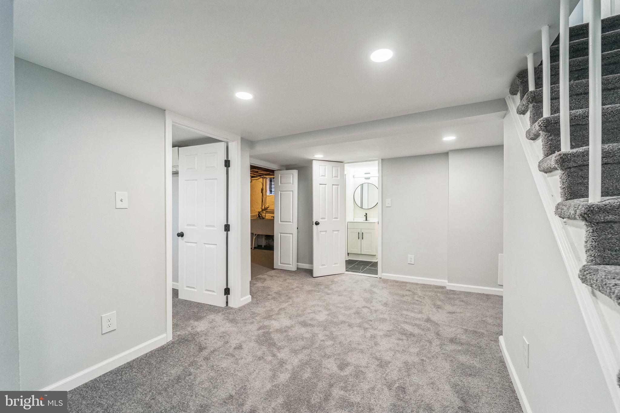 HOWARD PARK - Residential