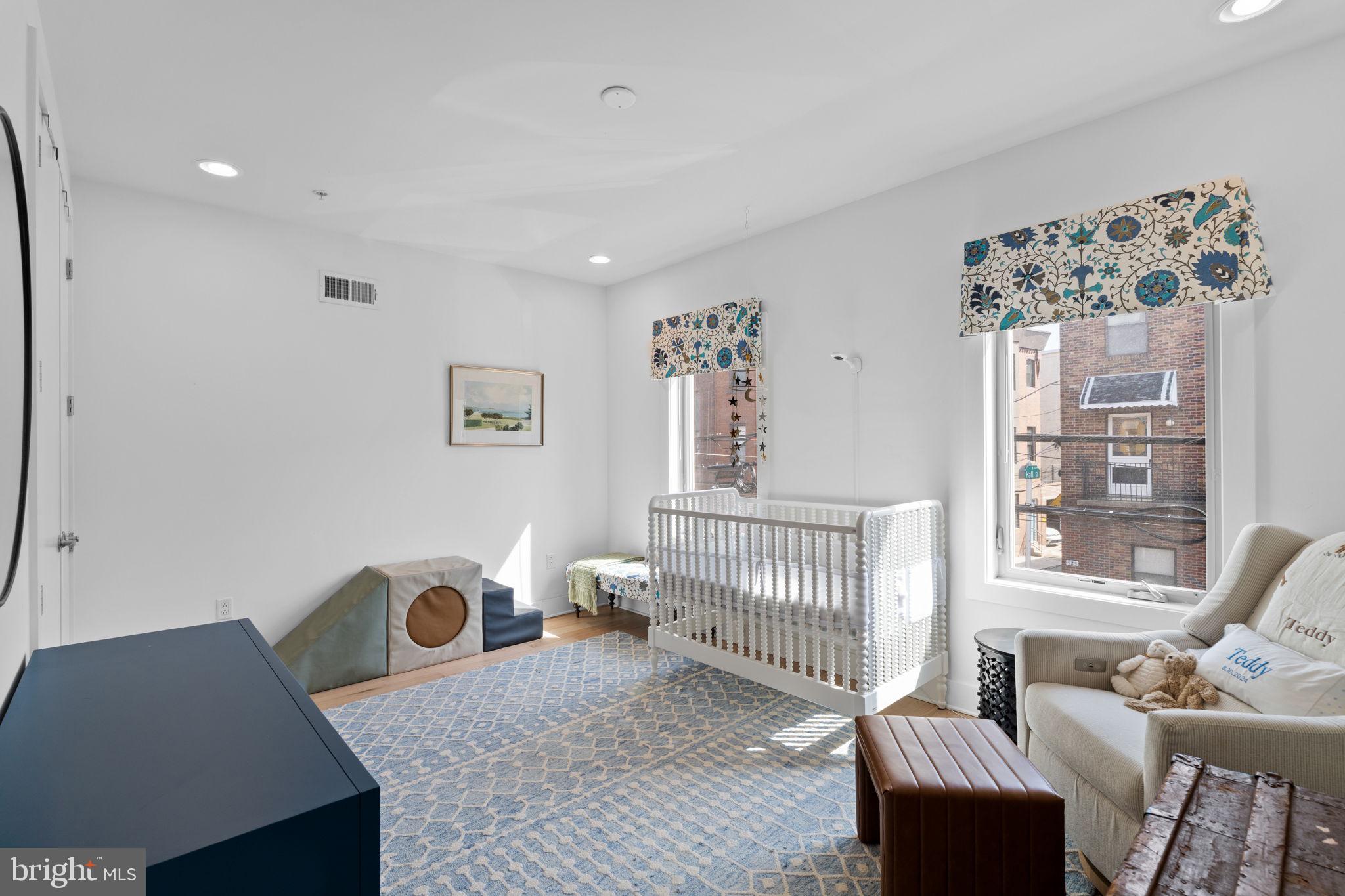 BELLA VISTA - Residential