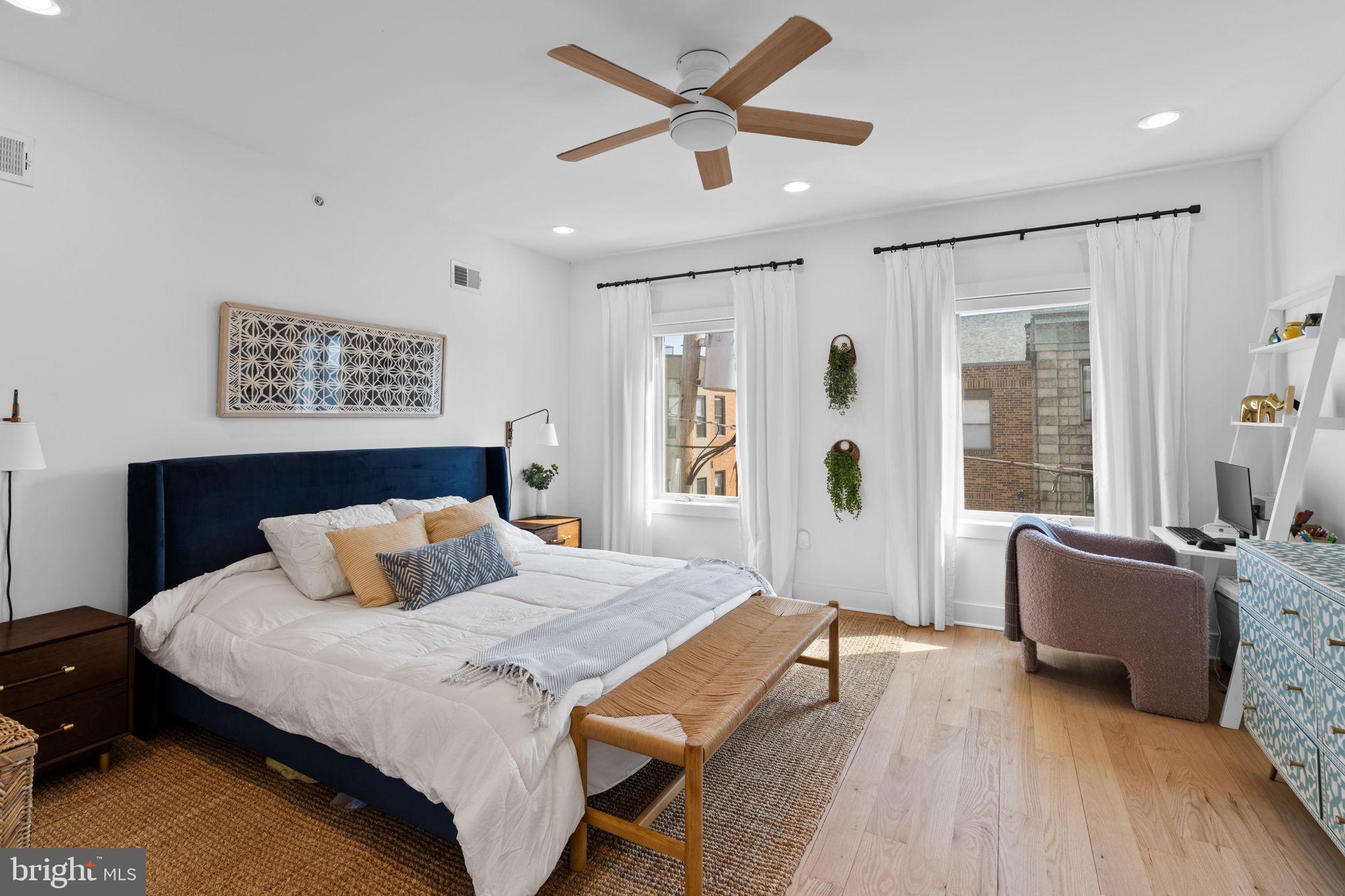 BELLA VISTA - Residential