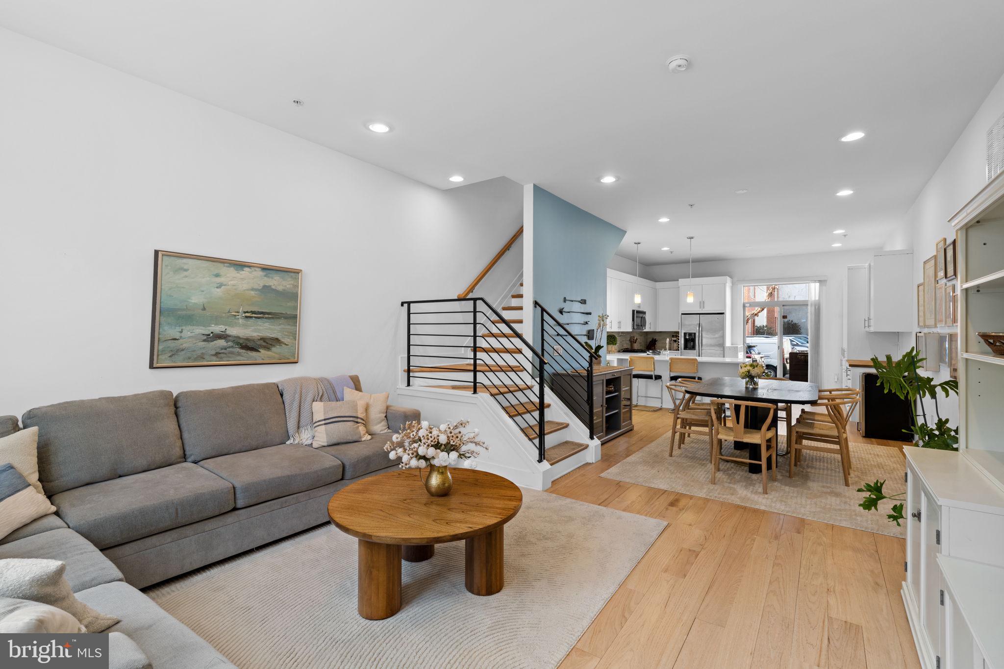 BELLA VISTA - Residential