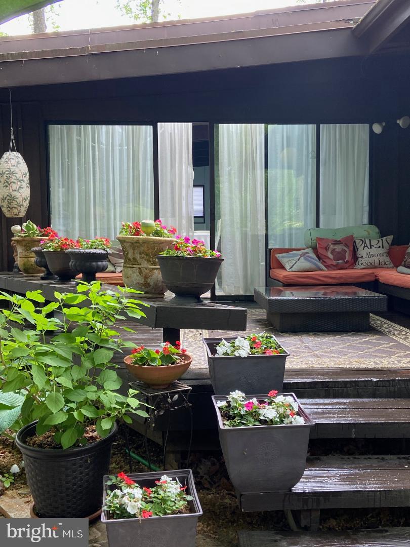 WOODLEY WOODS - Residential