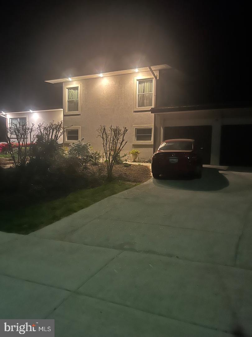 WOODLEY WOODS - Residential