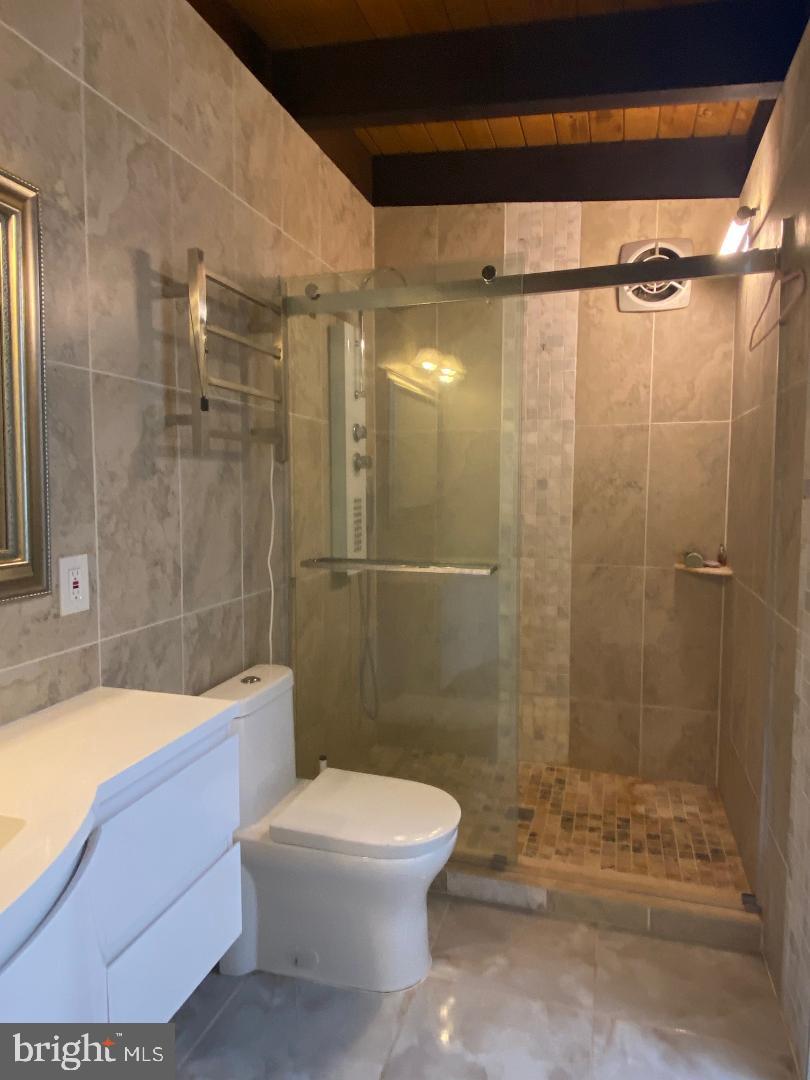 WOODLEY WOODS - Residential