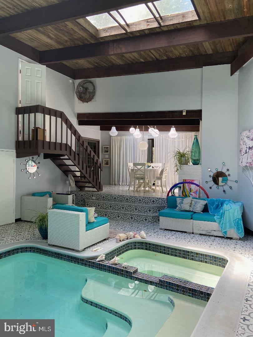 WOODLEY WOODS - Residential