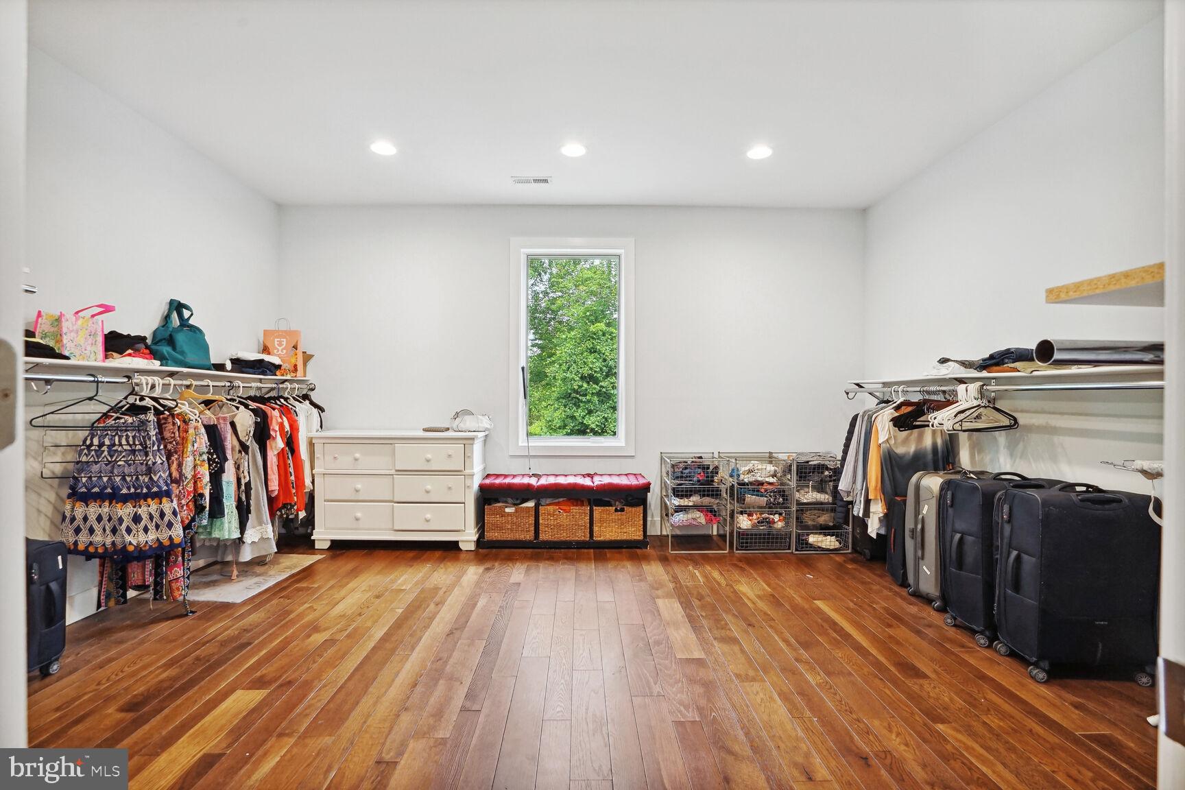 KENT GARDENS - Residential Lease