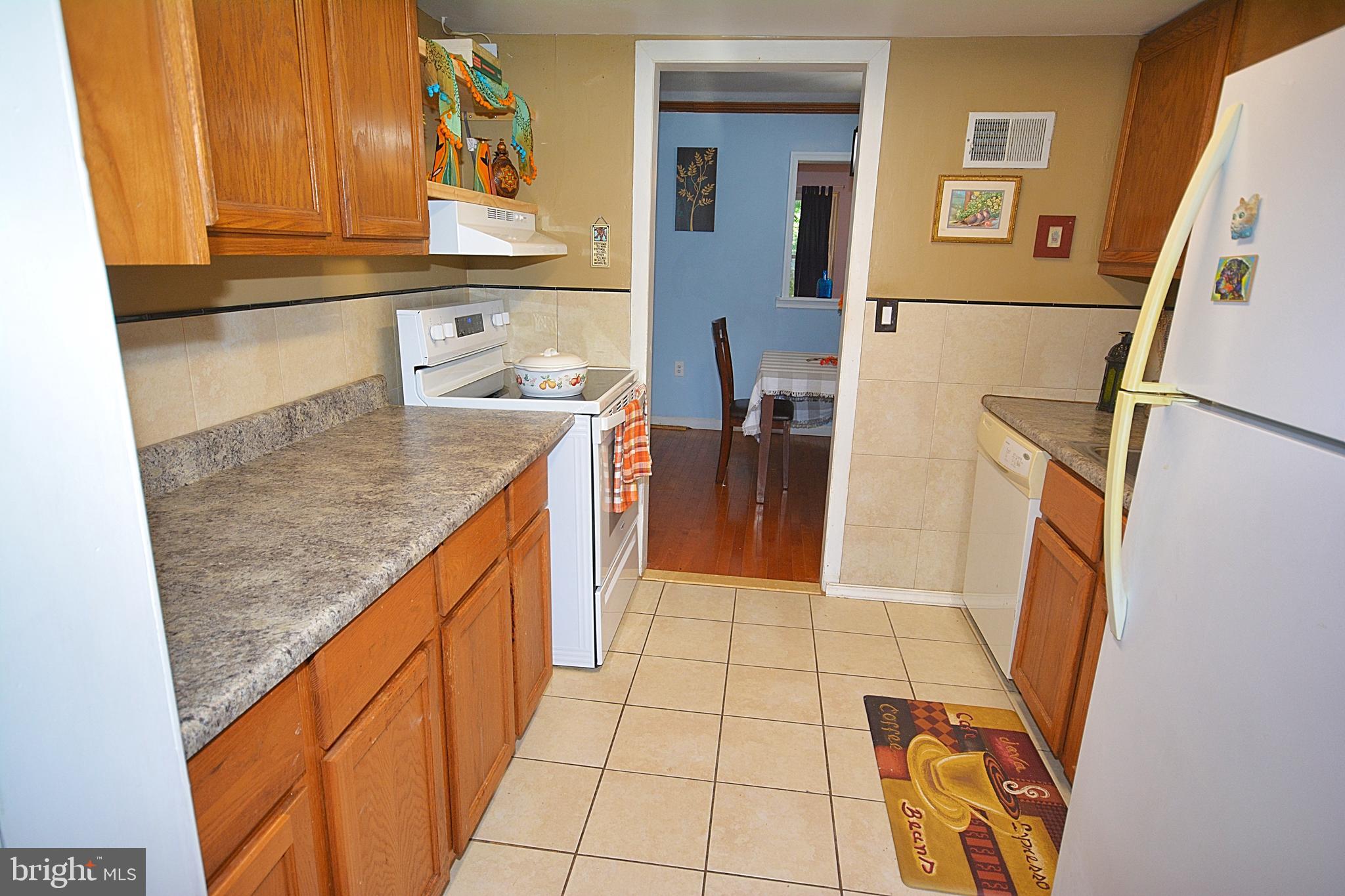 ANCIENT OAK WEST - Residential