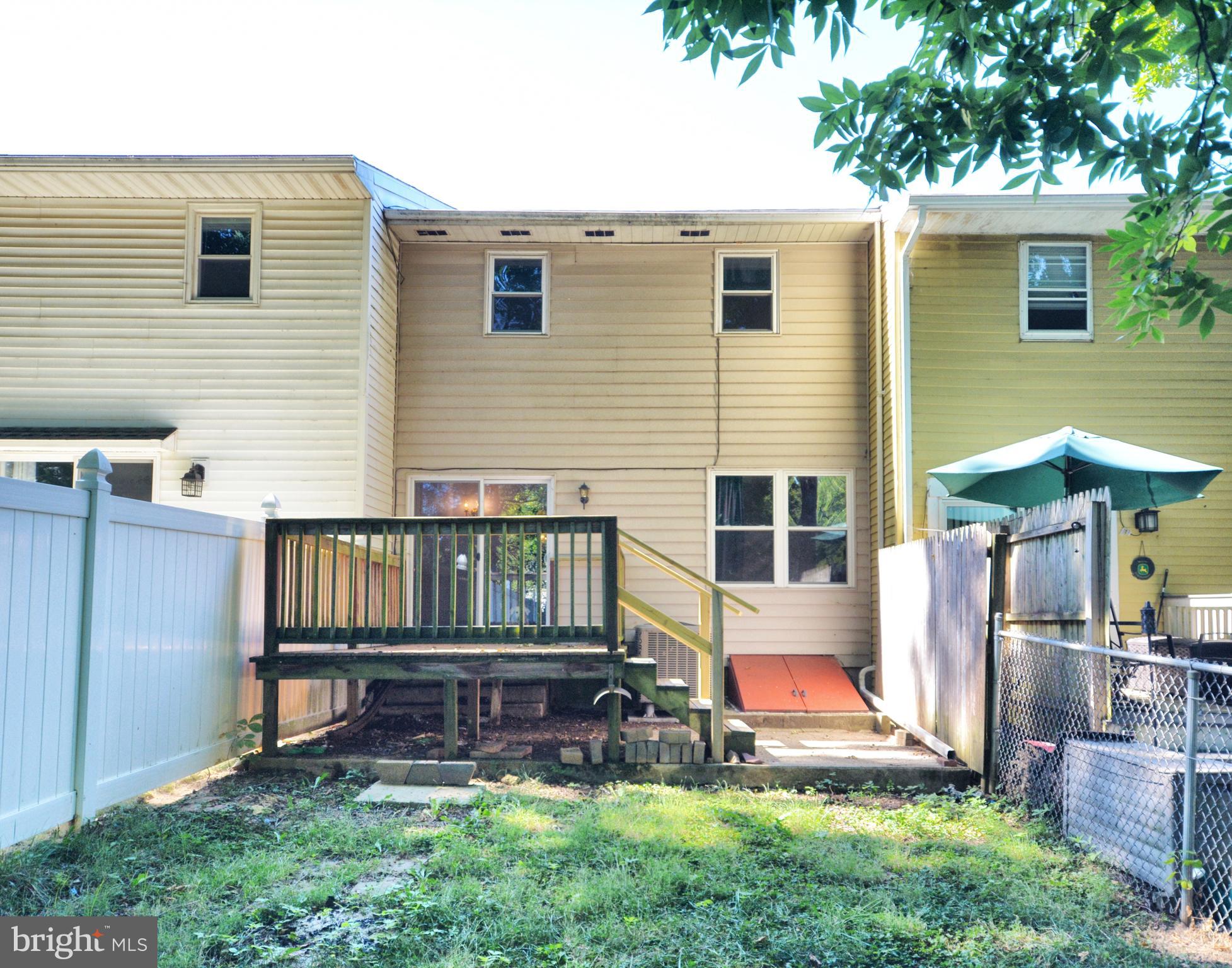 ANCIENT OAK WEST - Residential