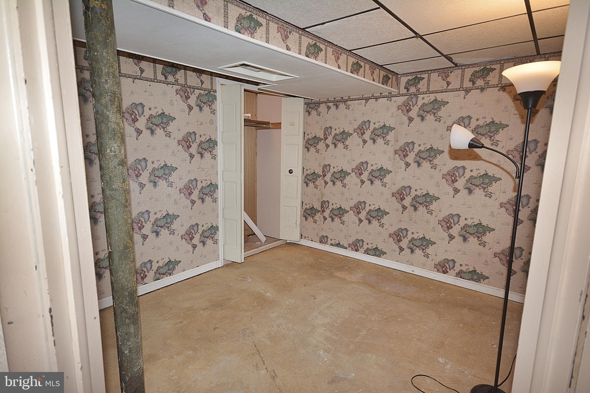 ANCIENT OAK WEST - Residential