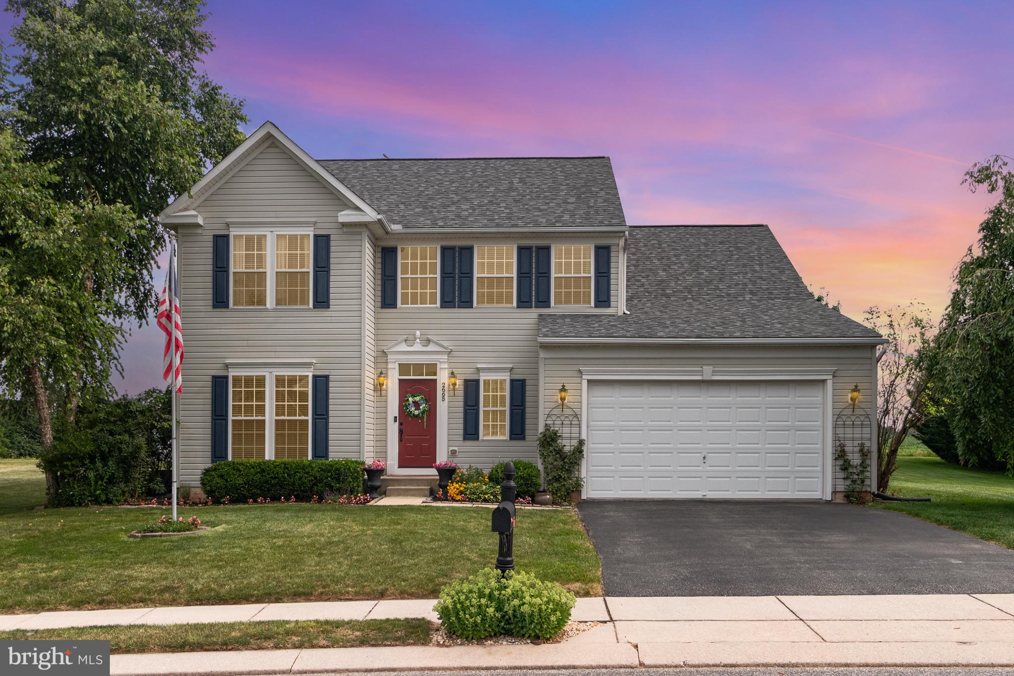 THISTLE DOWNS - Residential