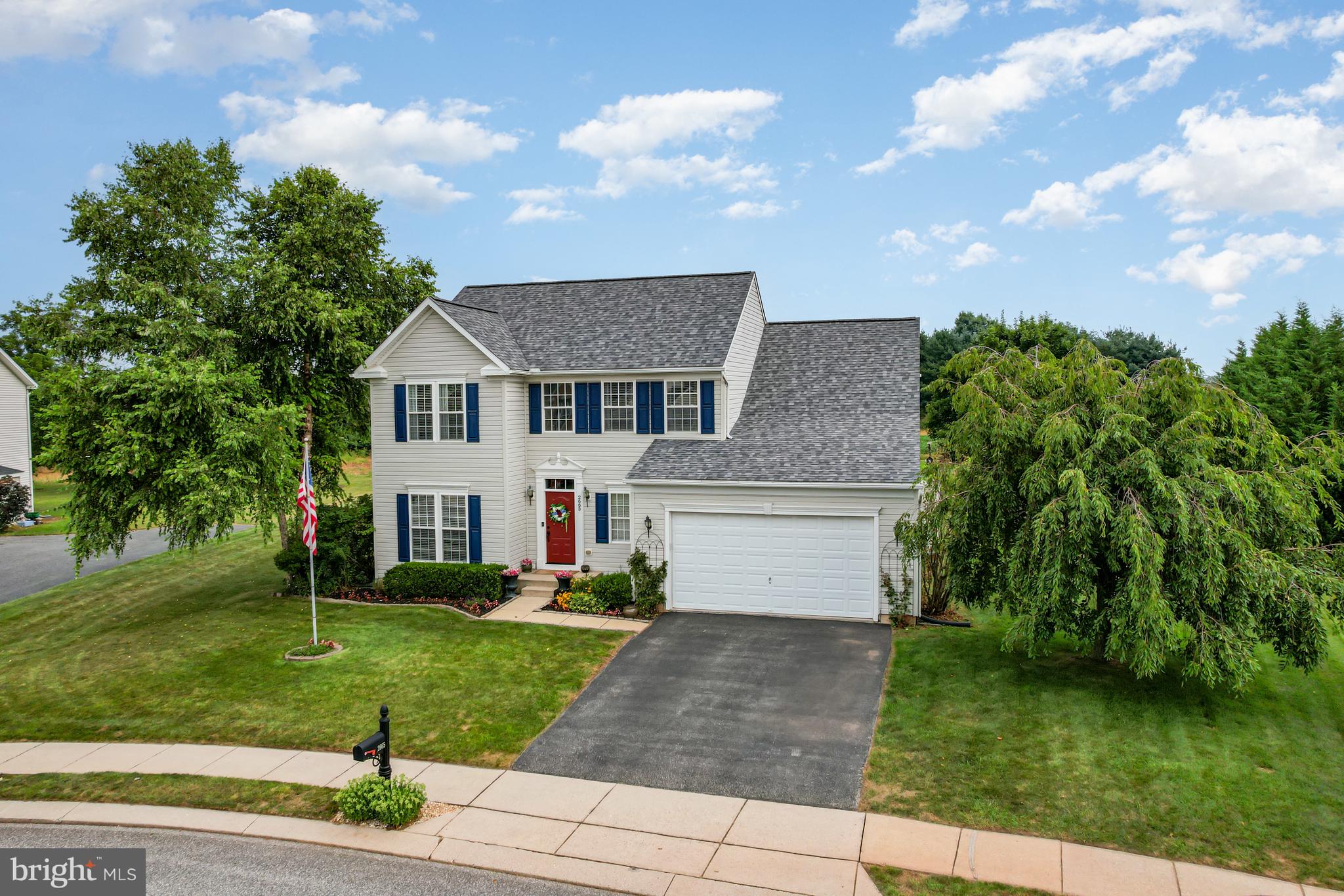 THISTLE DOWNS - Residential