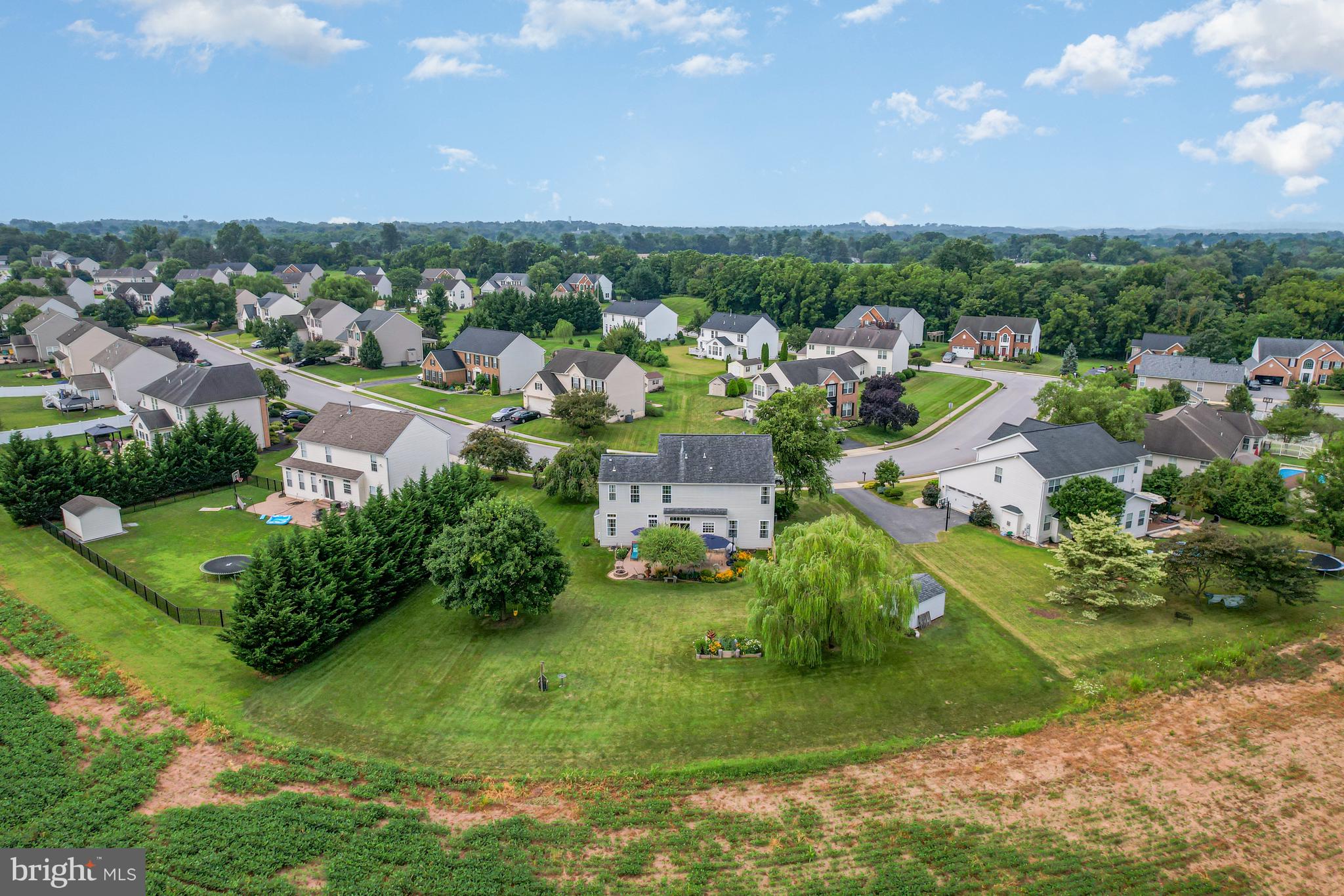 THISTLE DOWNS - Residential