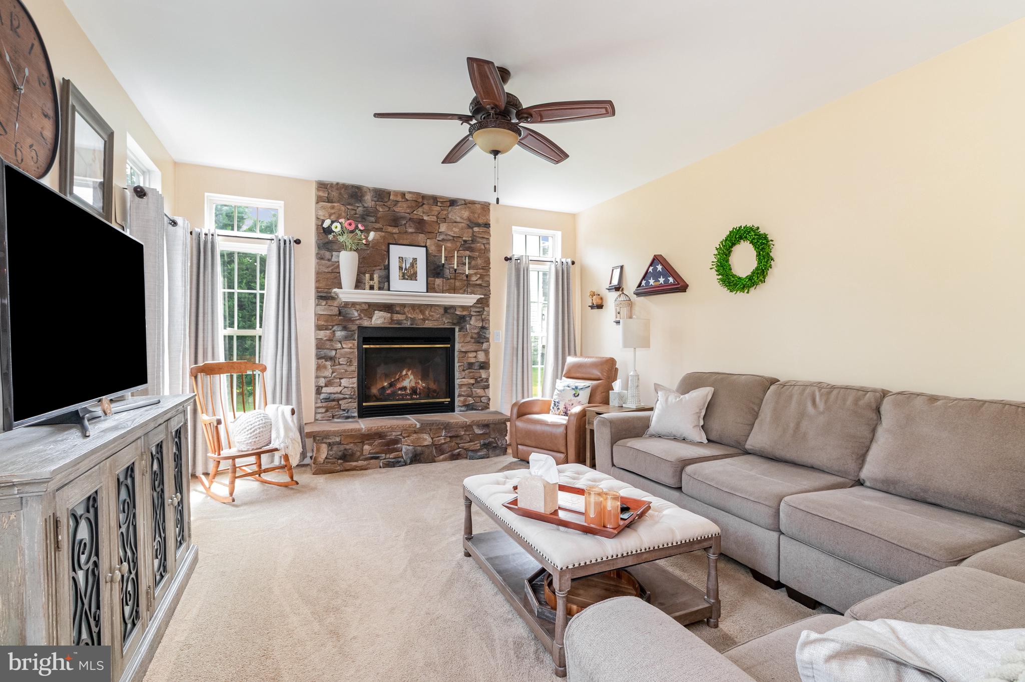 THISTLE DOWNS - Residential