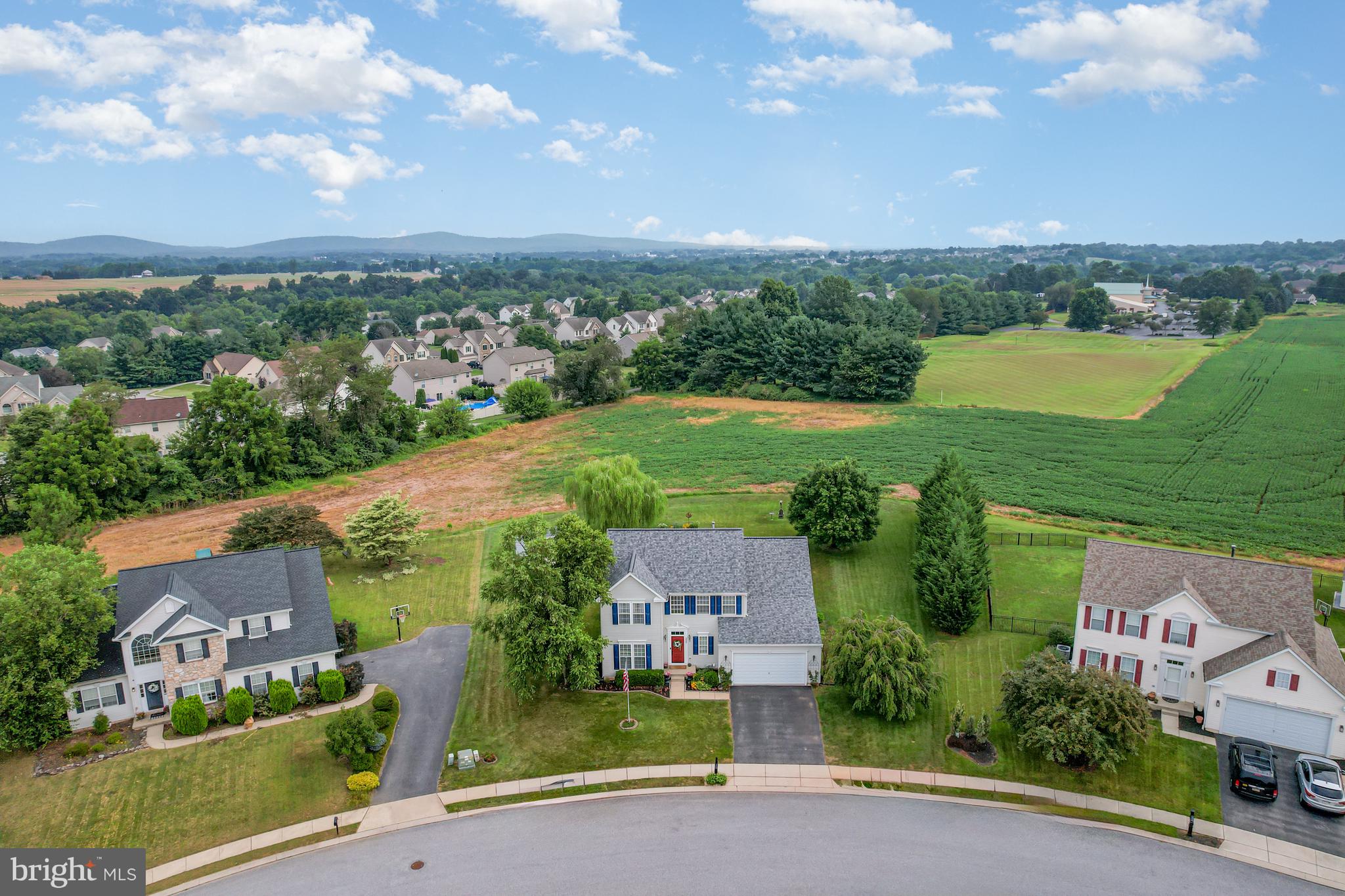 THISTLE DOWNS - Residential