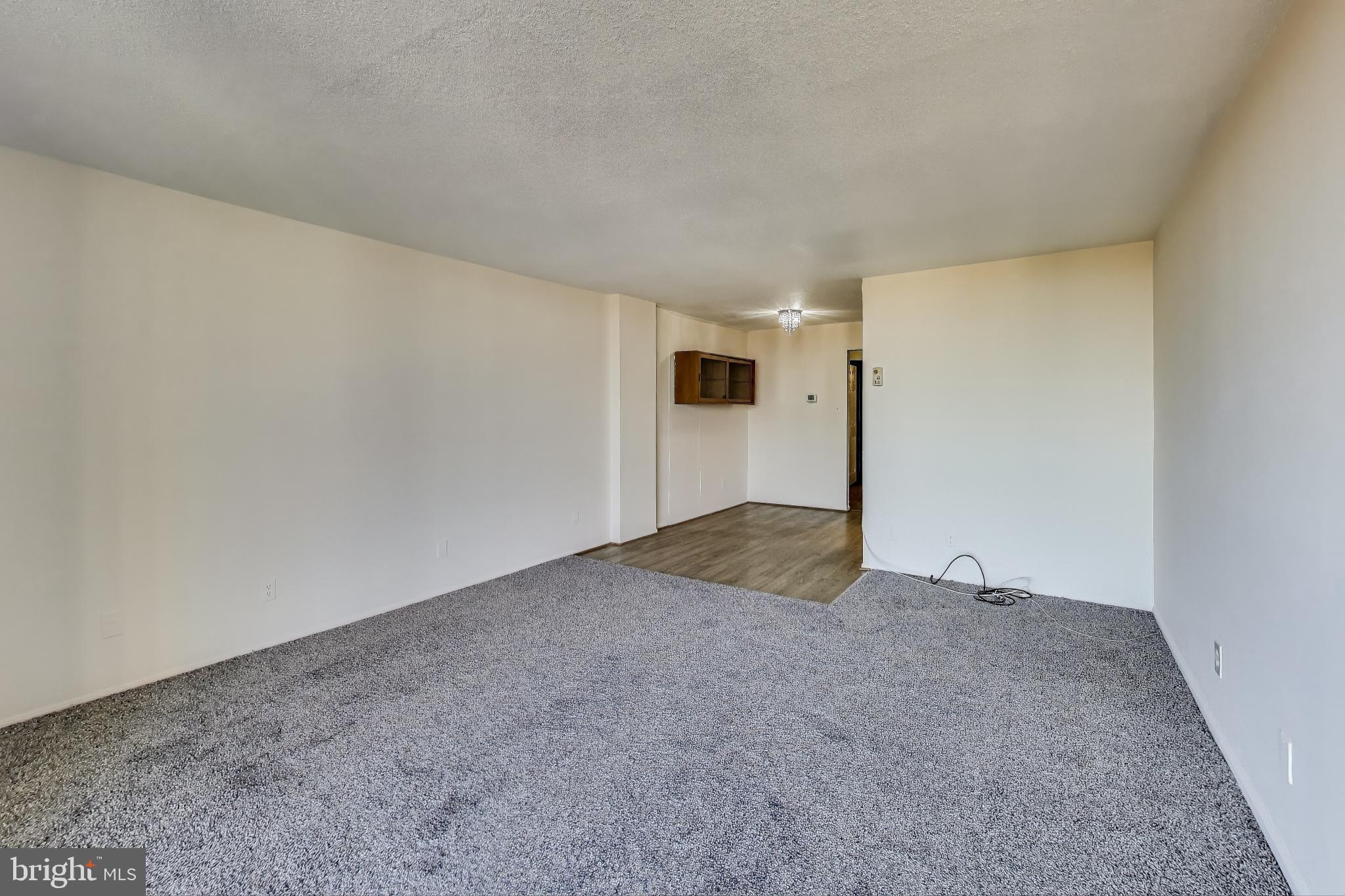 AMERICANA CENTRE - Residential Lease