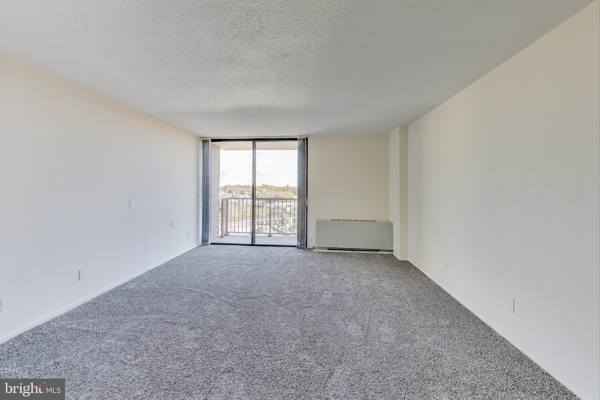 AMERICANA CENTRE - Residential Lease