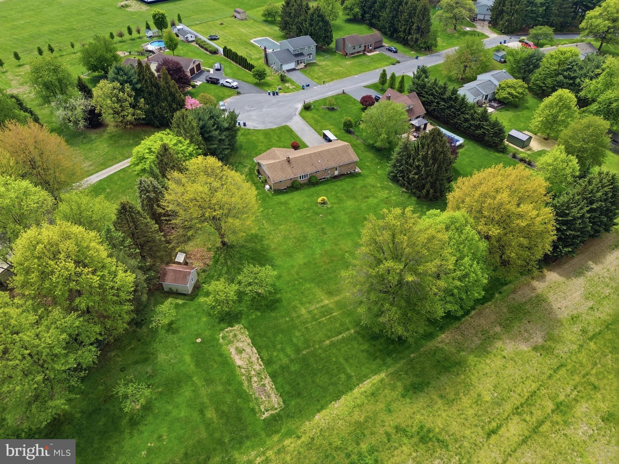 EAST MANCHESTER TWP. - Residential