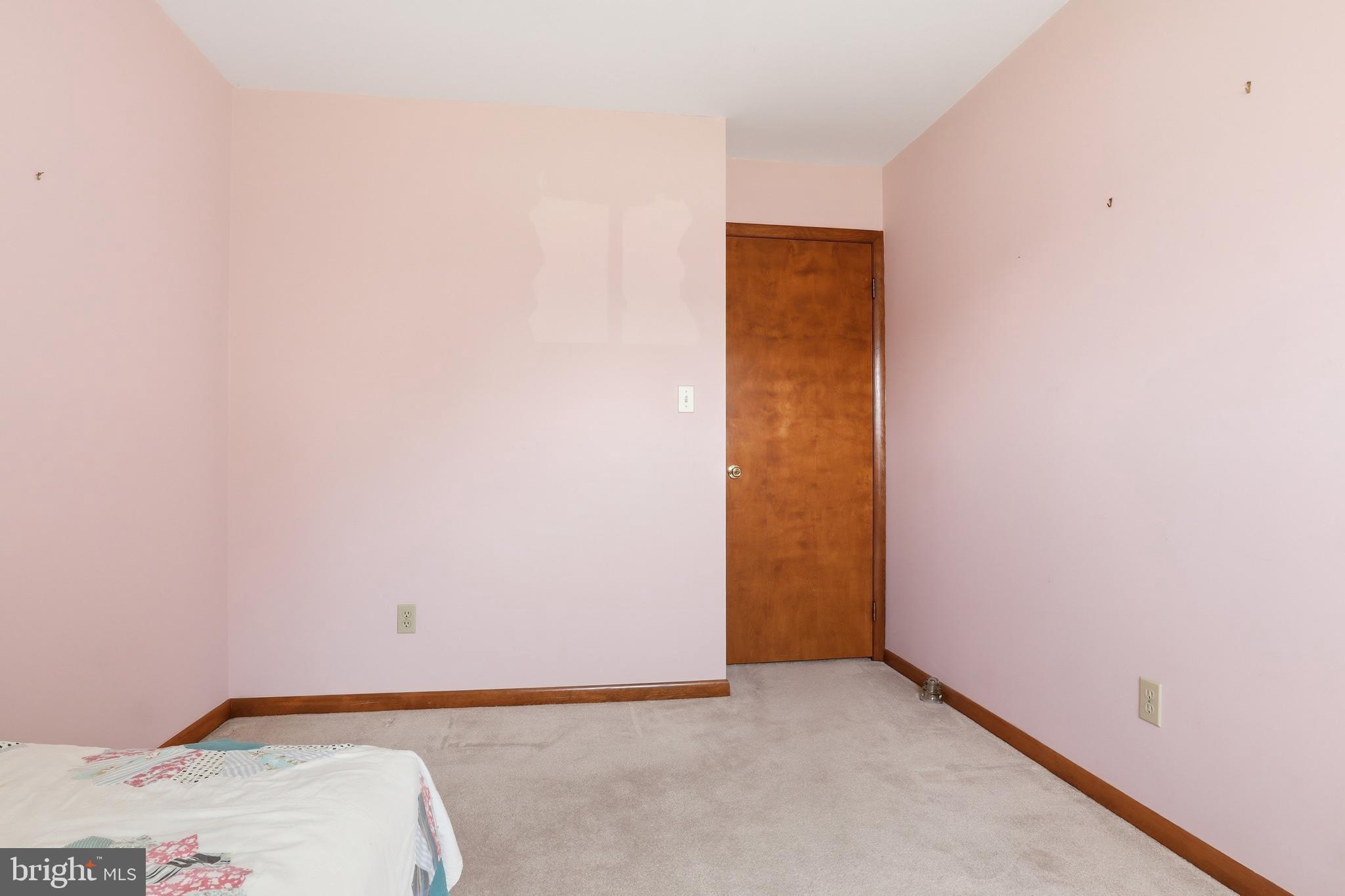 EAST MANCHESTER TWP. - Residential