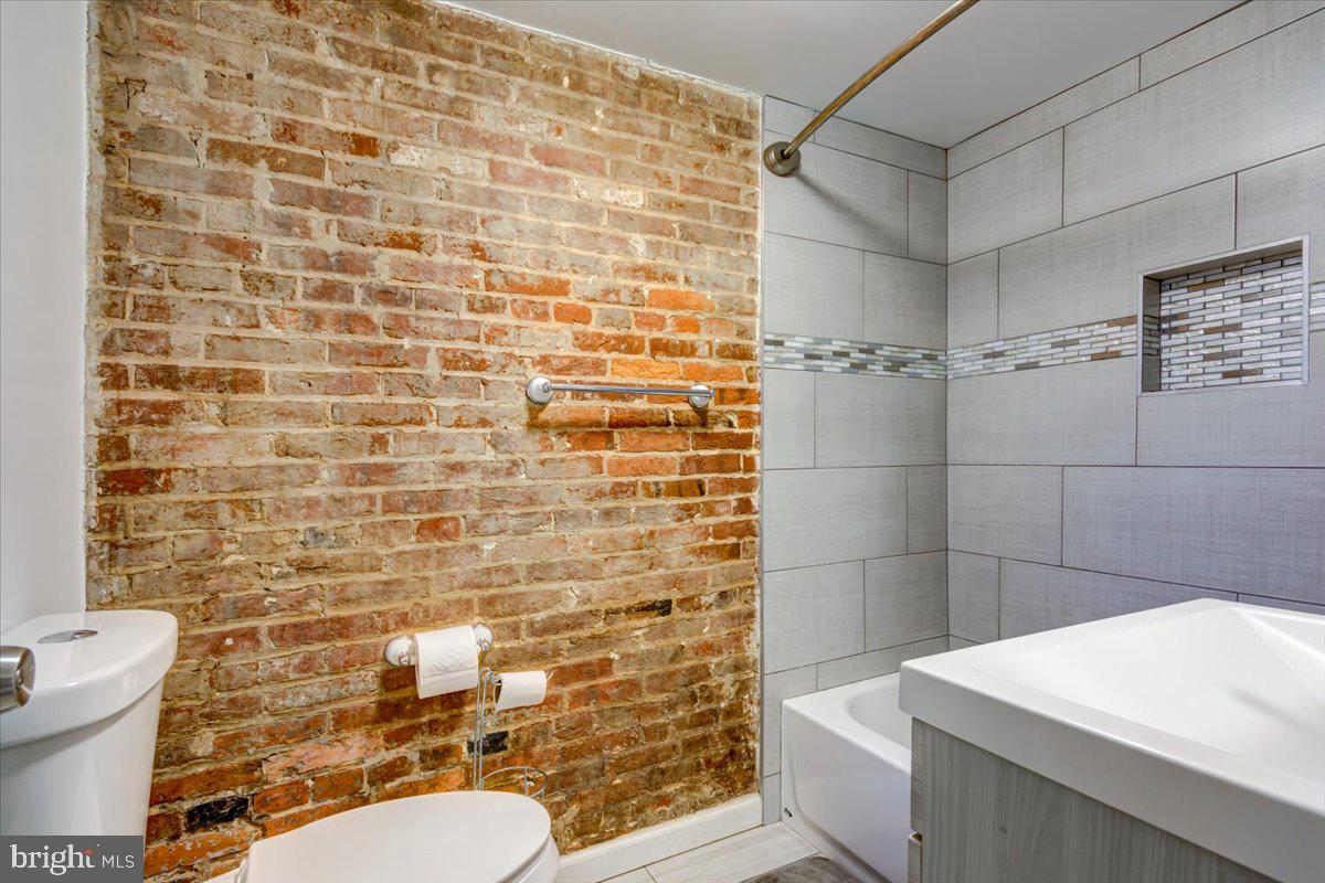 HOPKINS - Residential Income