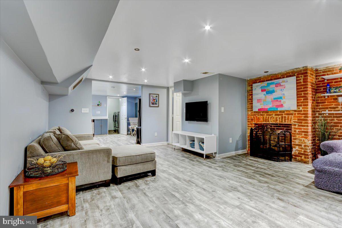 HOPKINS - Residential Income