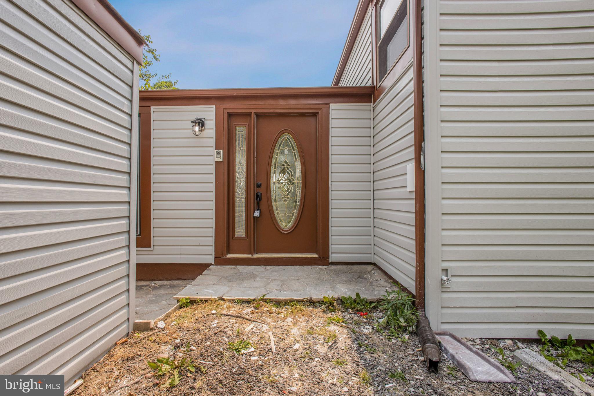 LONG REACH - Residential