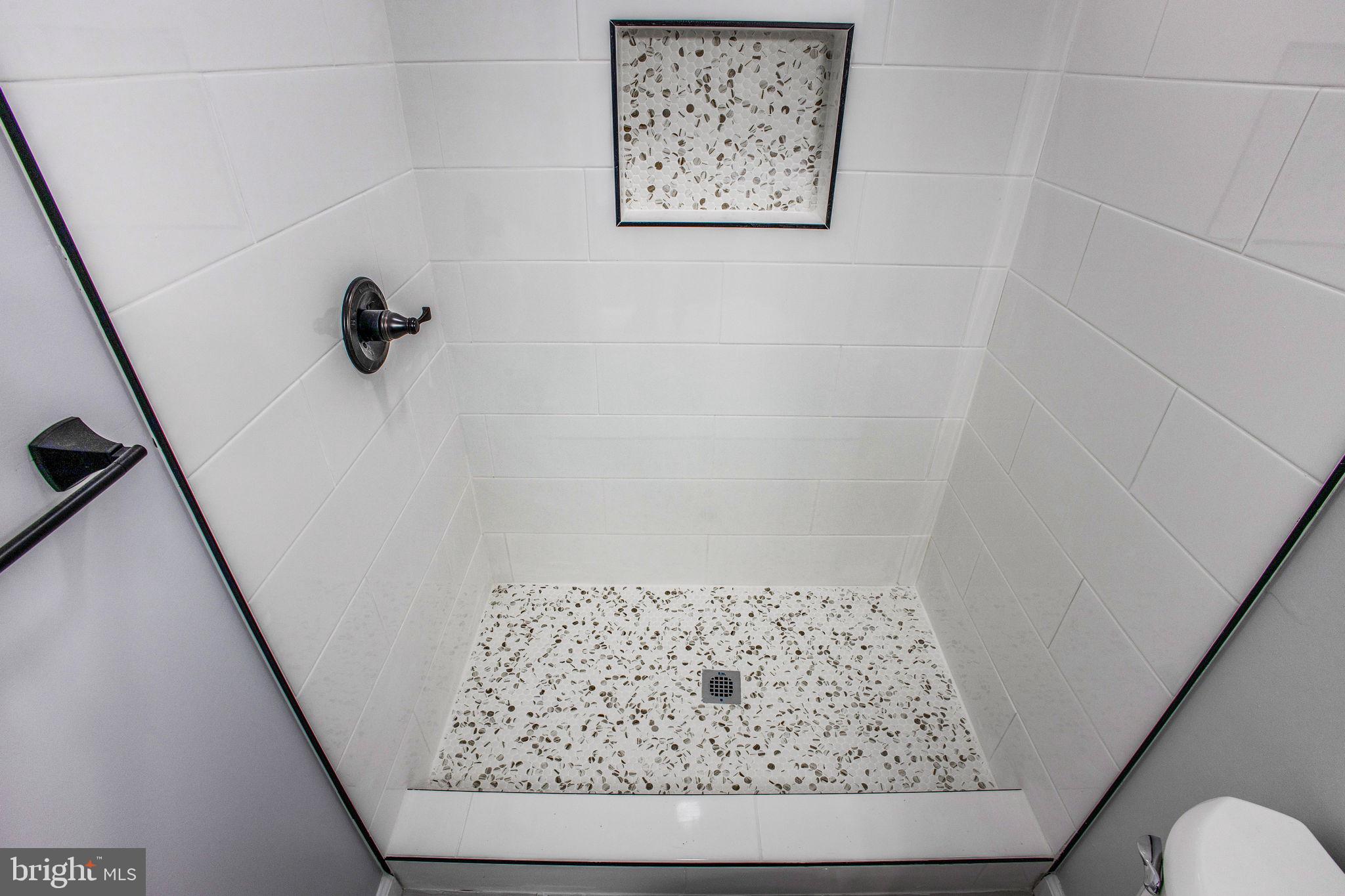 LONG REACH - Residential