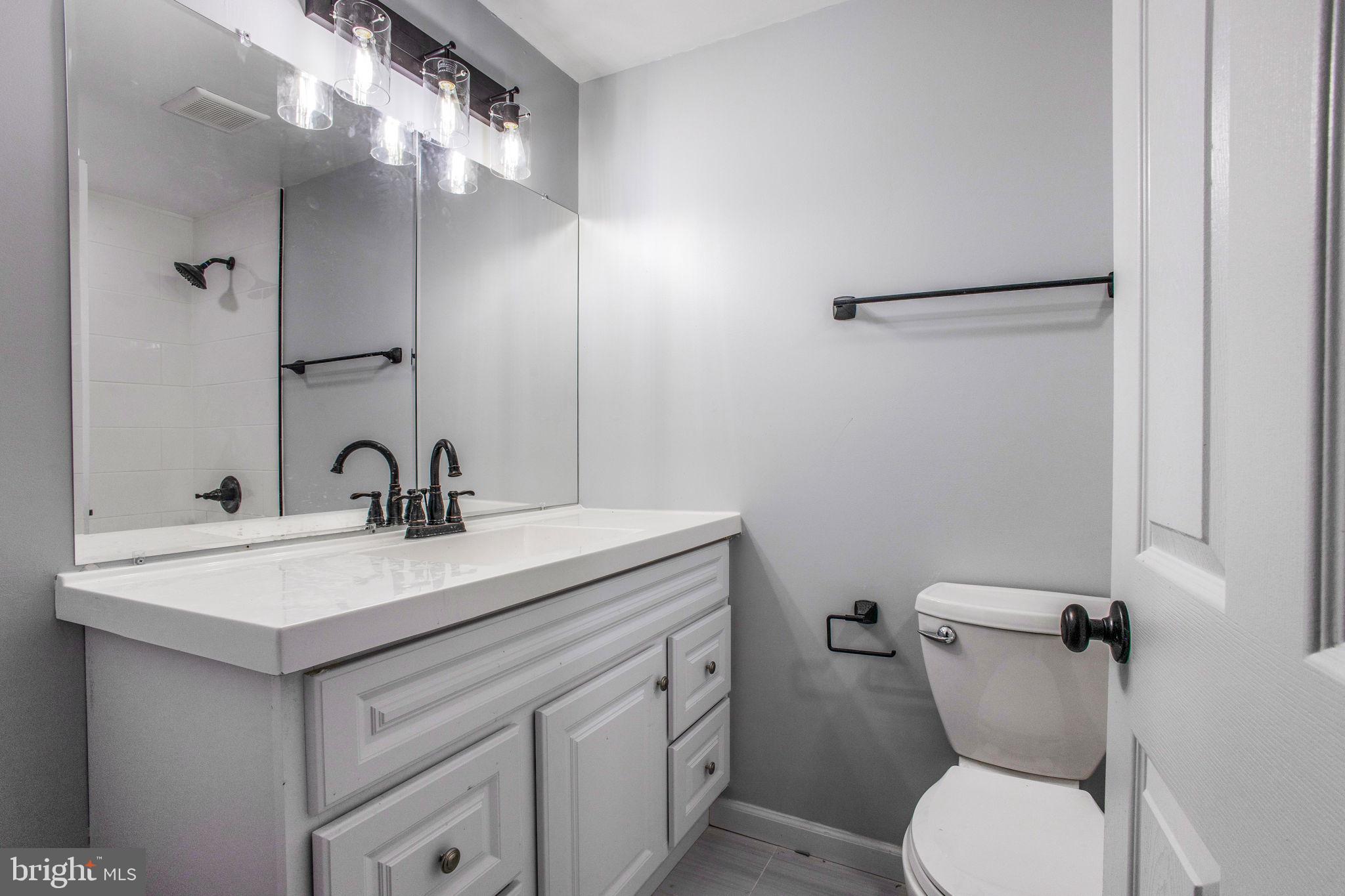 LONG REACH - Residential