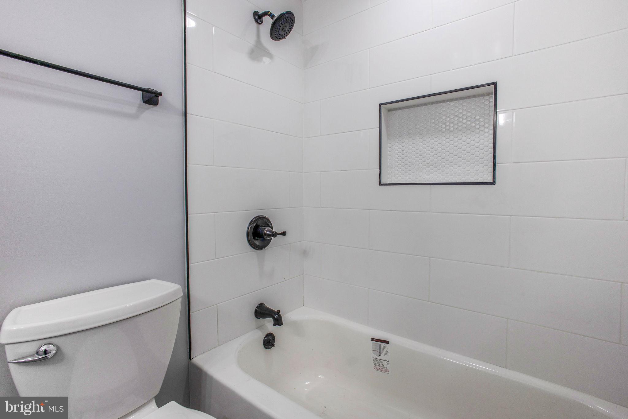 LONG REACH - Residential