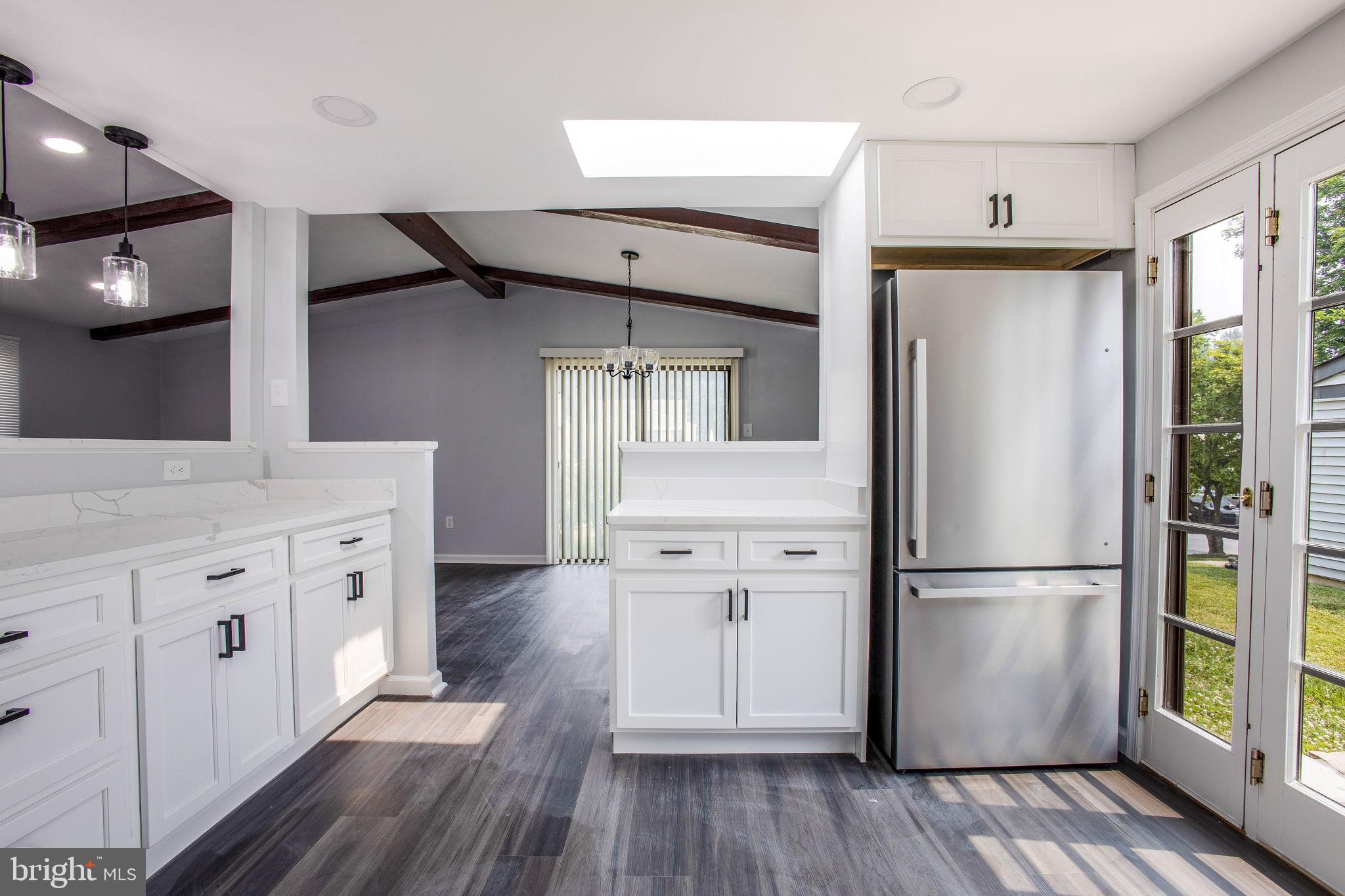 LONG REACH - Residential