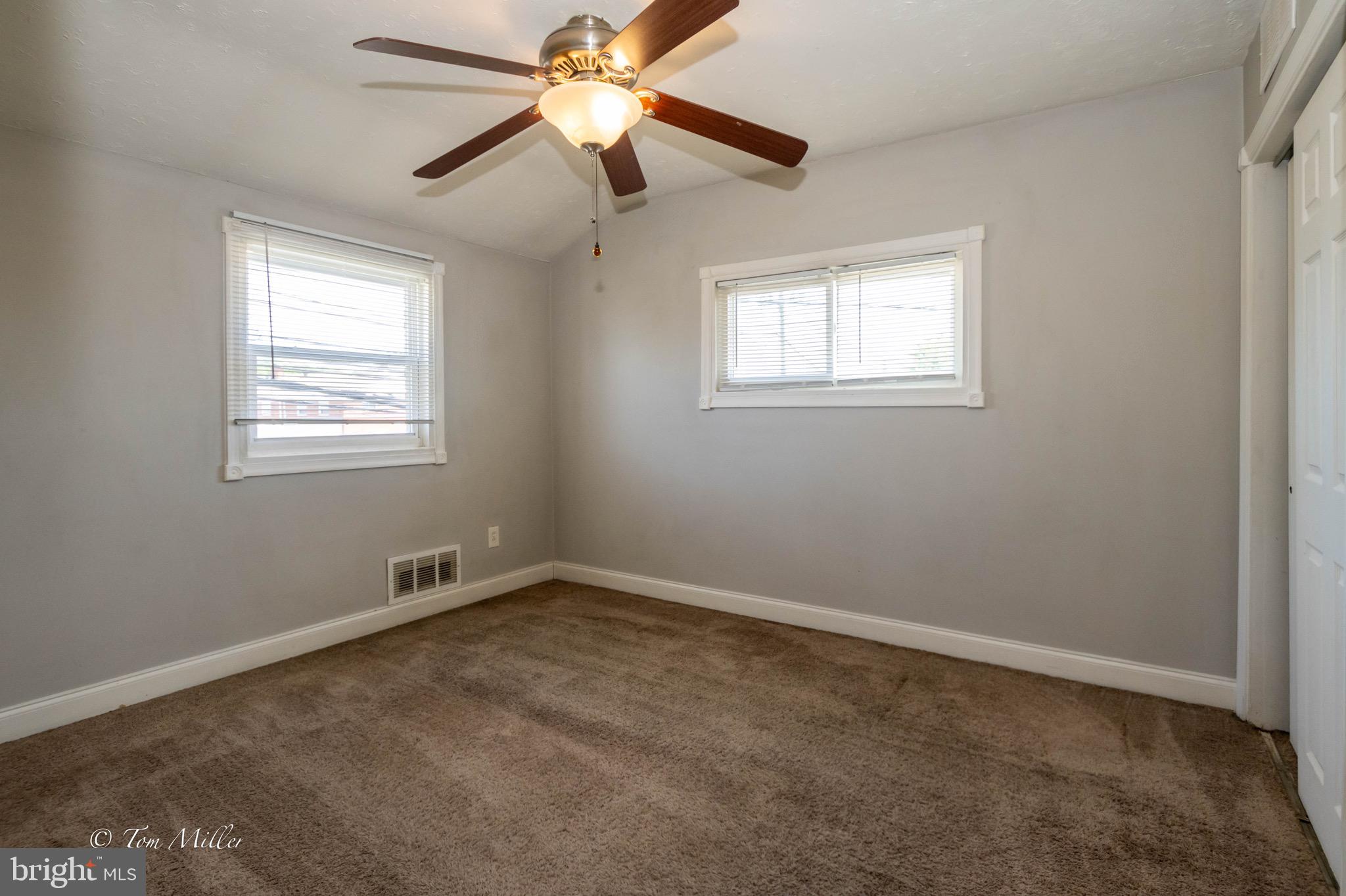 CHARLESMONT - Residential