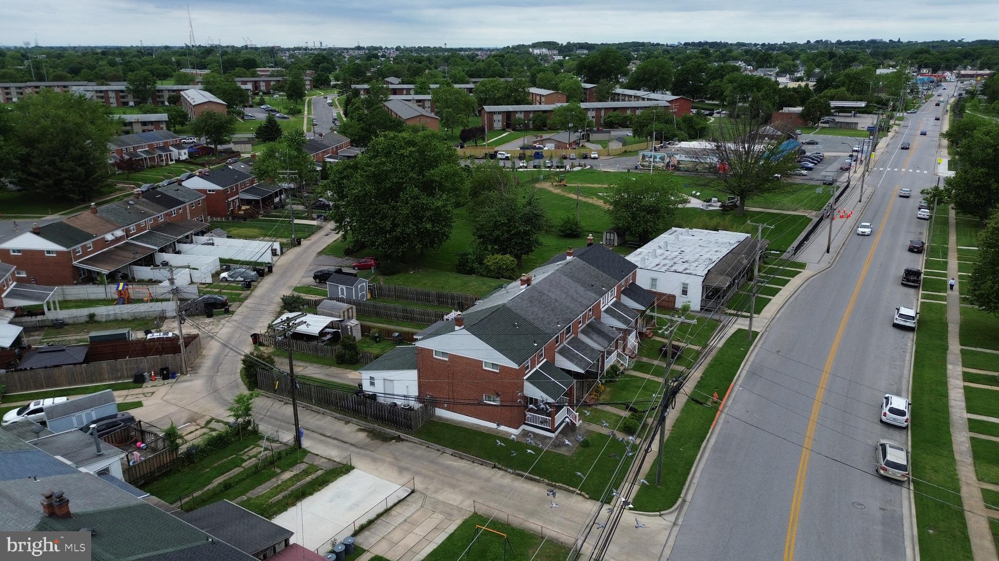 CHARLESMONT - Residential