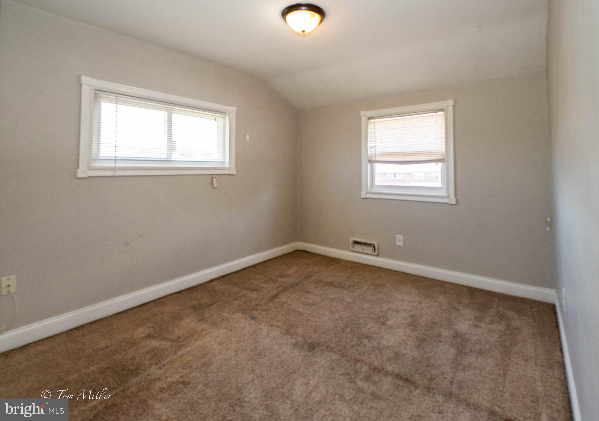 CHARLESMONT - Residential