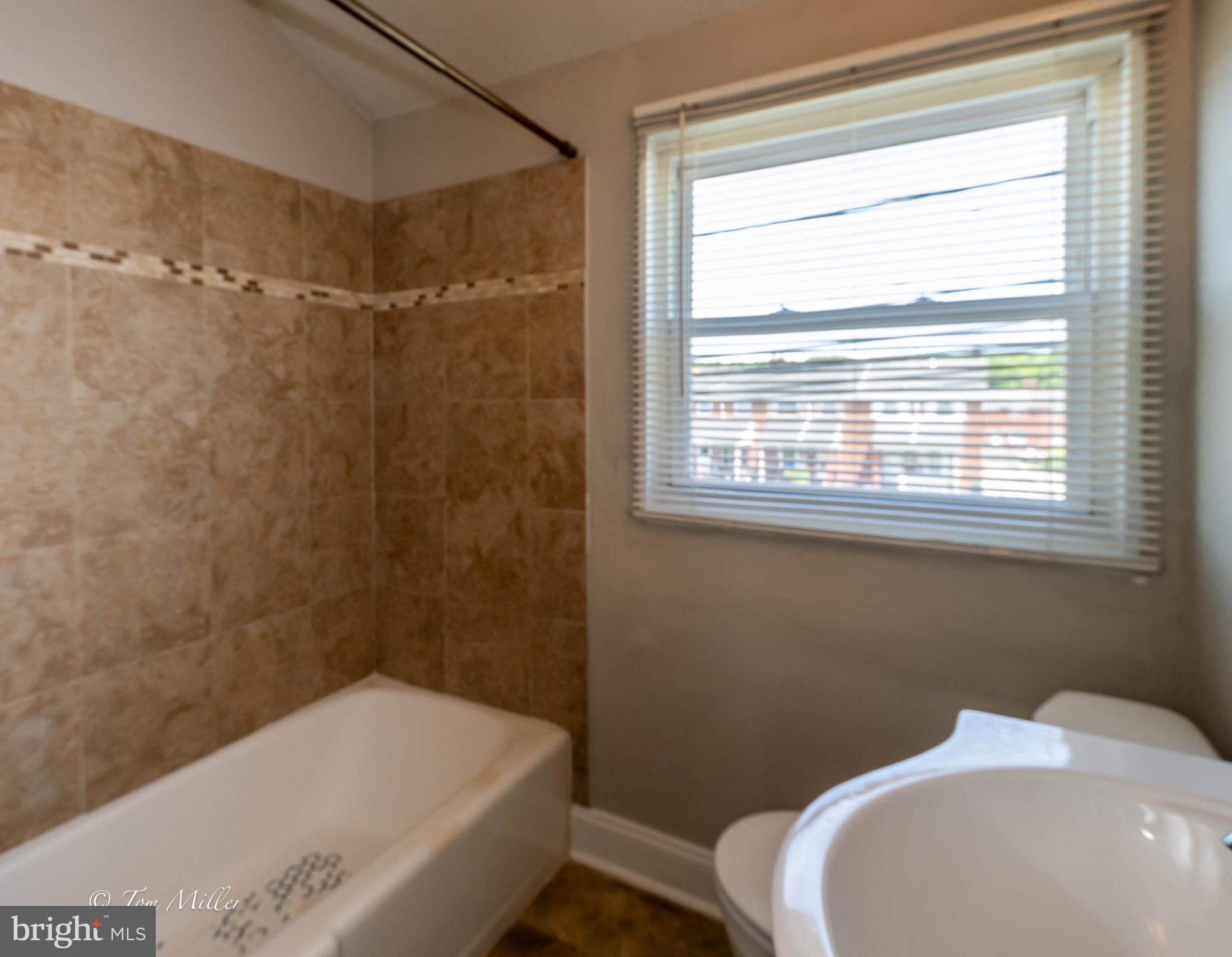 CHARLESMONT - Residential