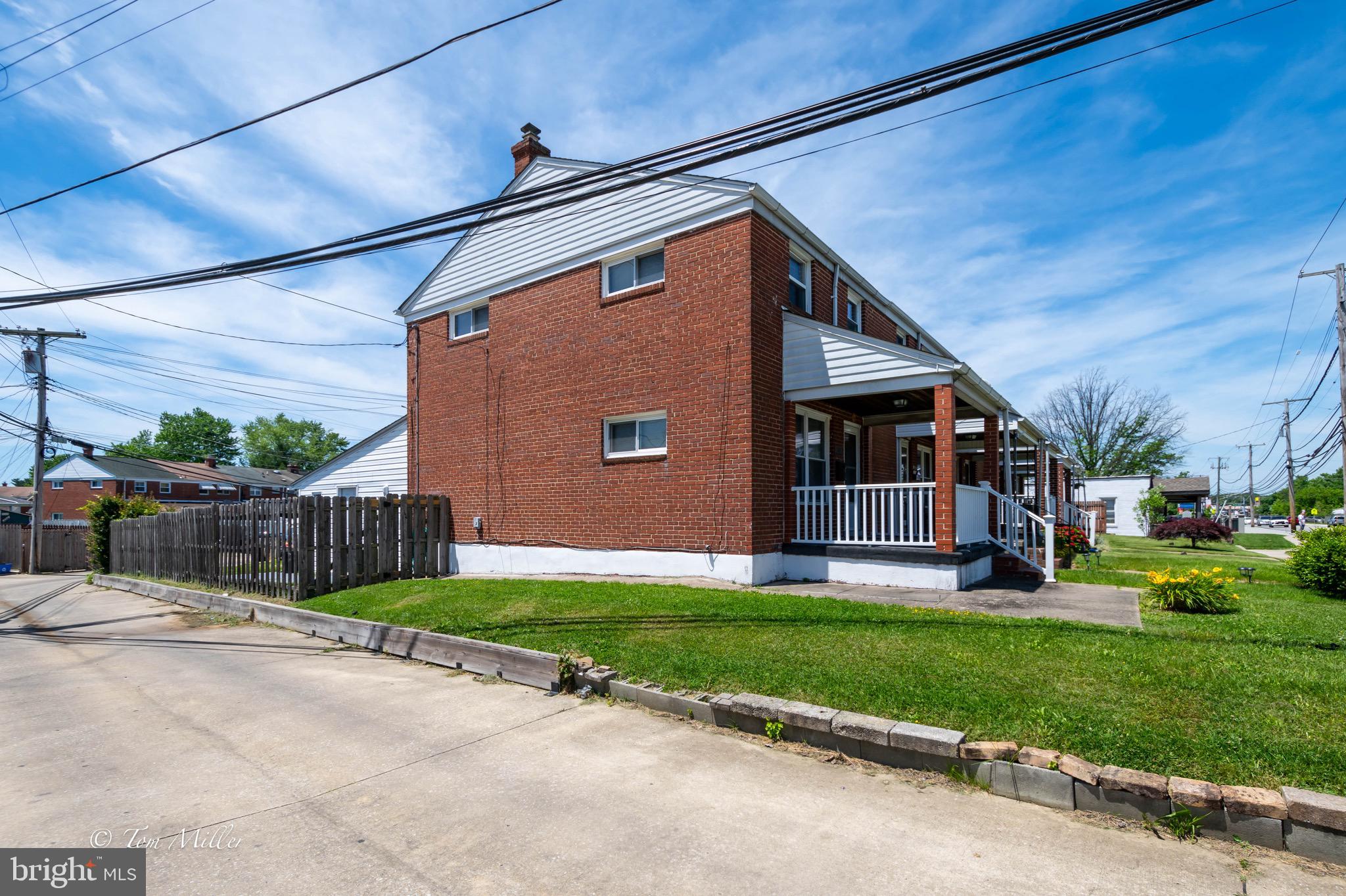 CHARLESMONT - Residential