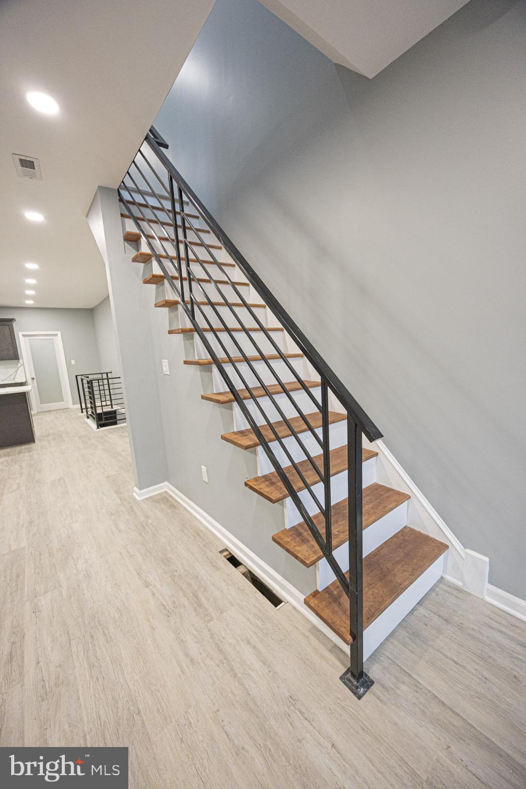 GERMANTOWN (EAST) - Residential