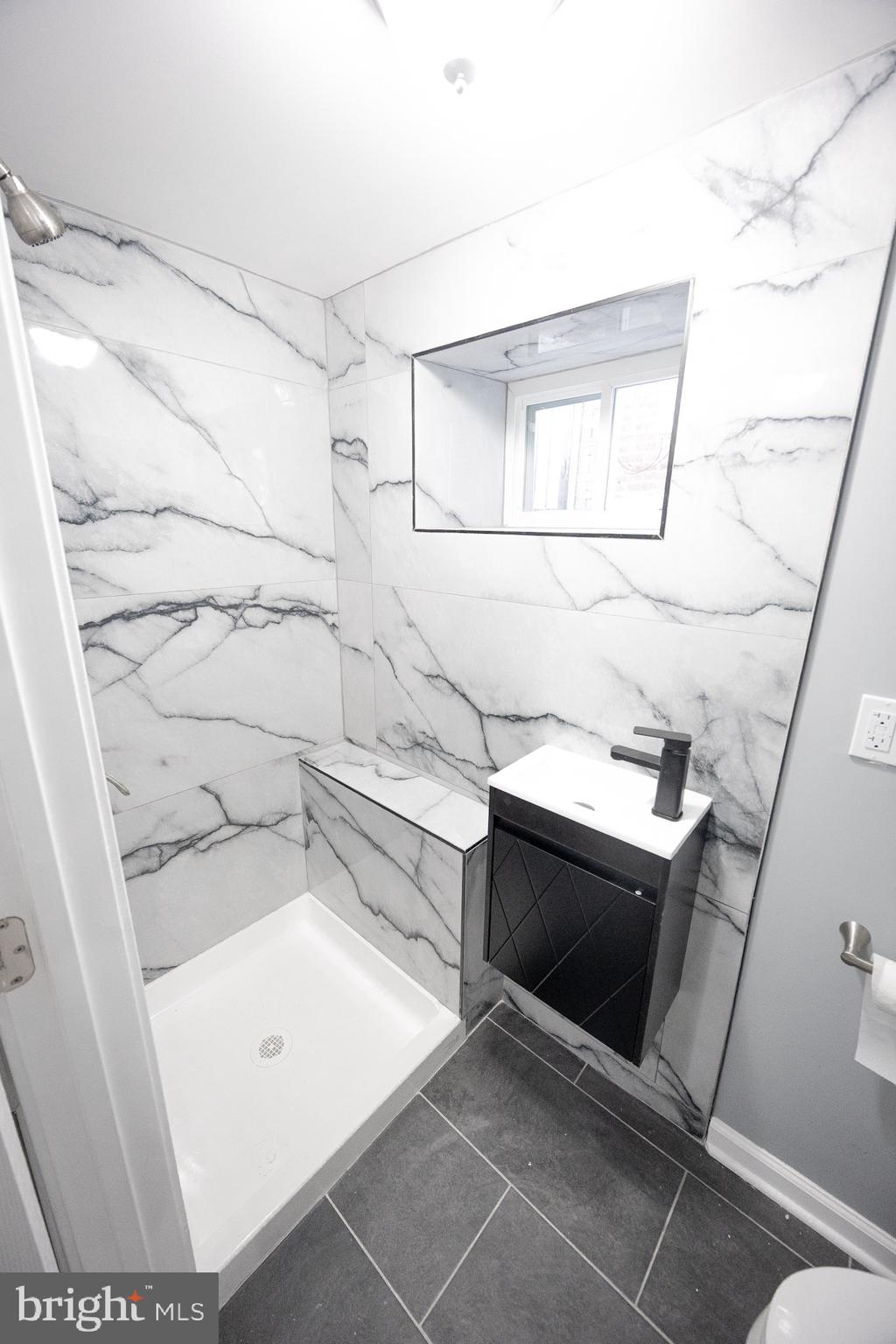 GERMANTOWN (EAST) - Residential