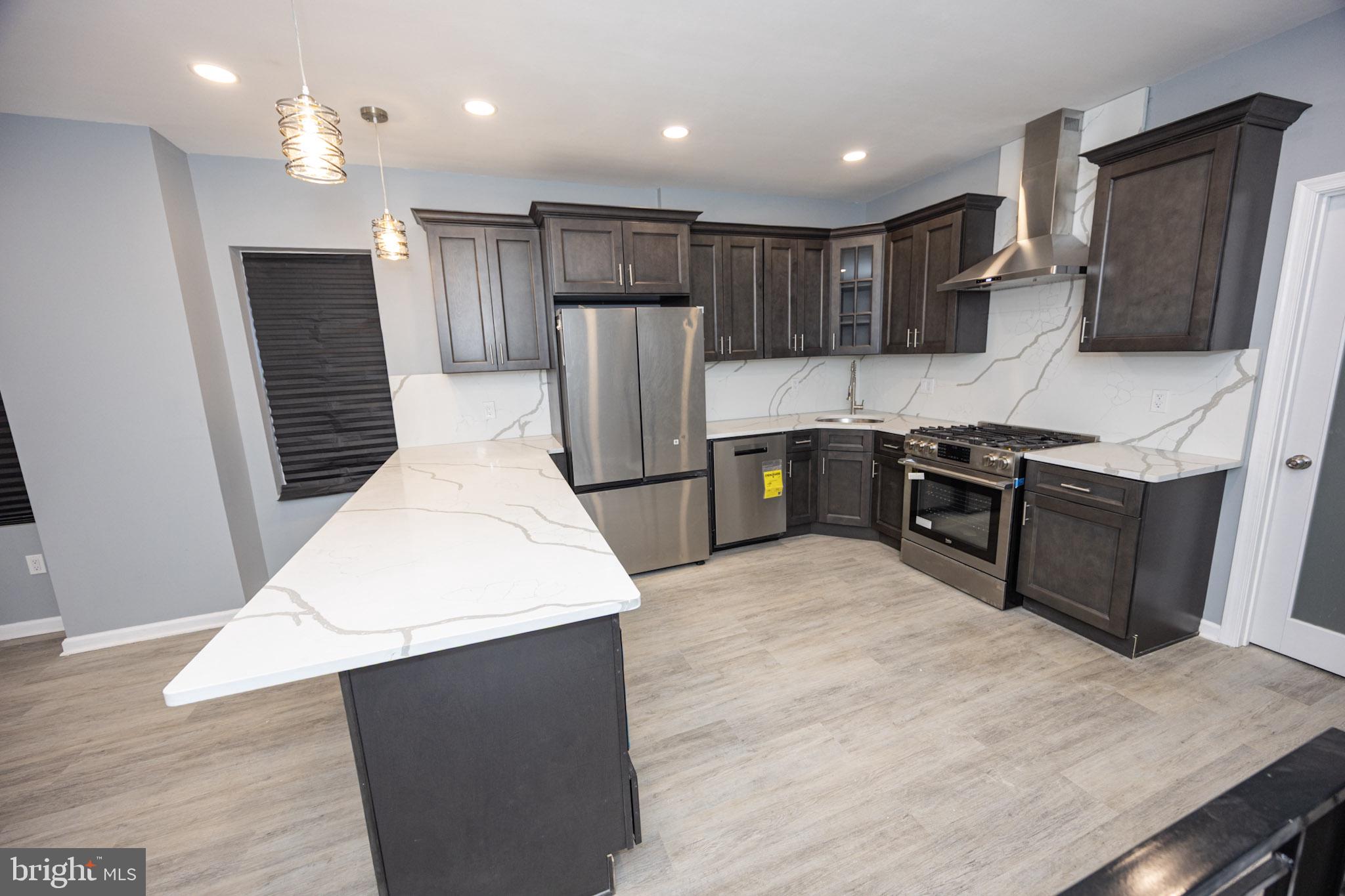 GERMANTOWN (EAST) - Residential