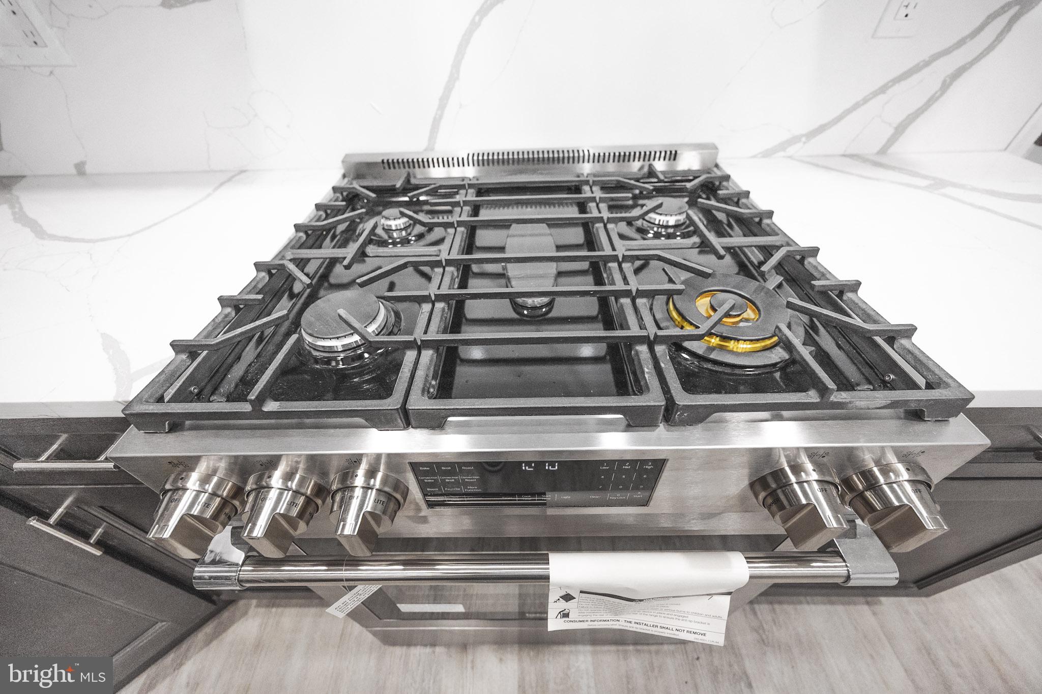 GERMANTOWN (EAST) - Residential