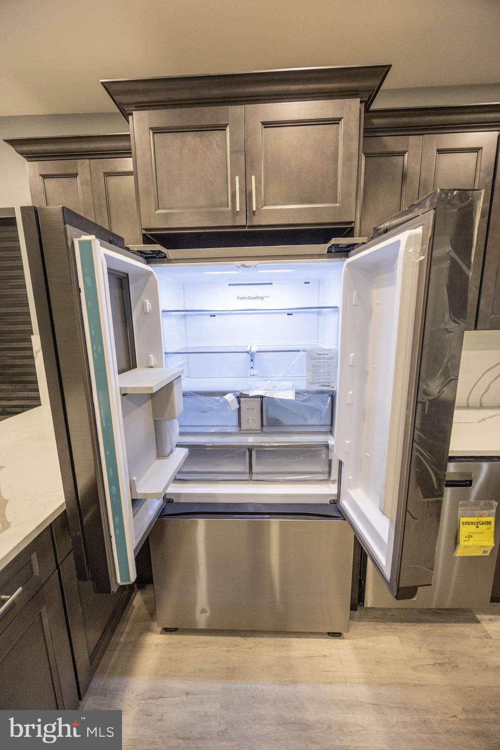 GERMANTOWN (EAST) - Residential