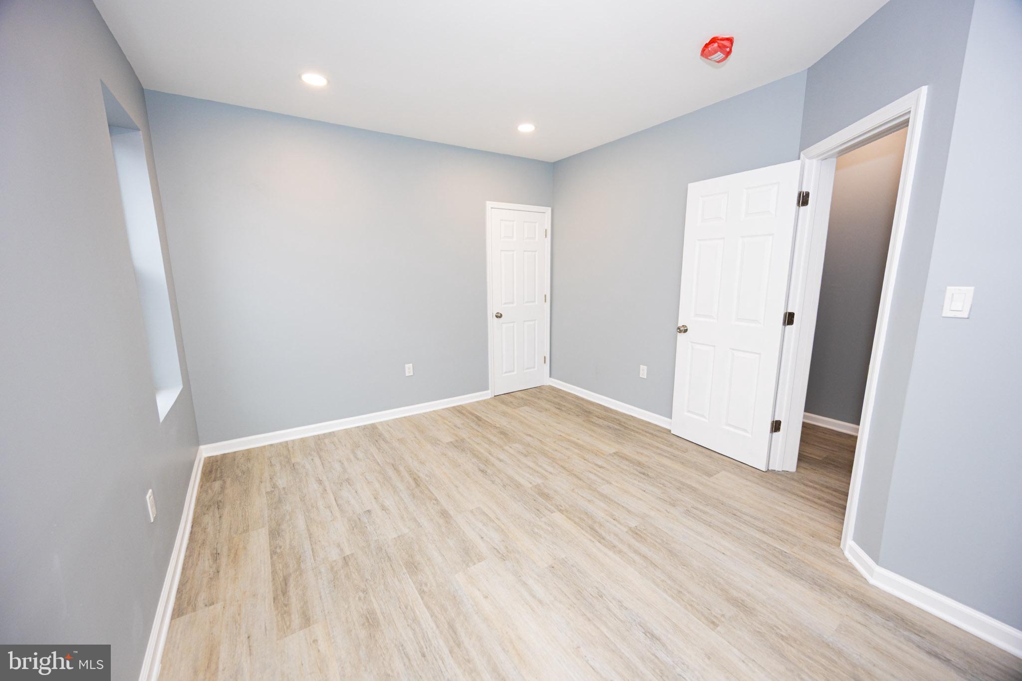 GERMANTOWN (EAST) - Residential