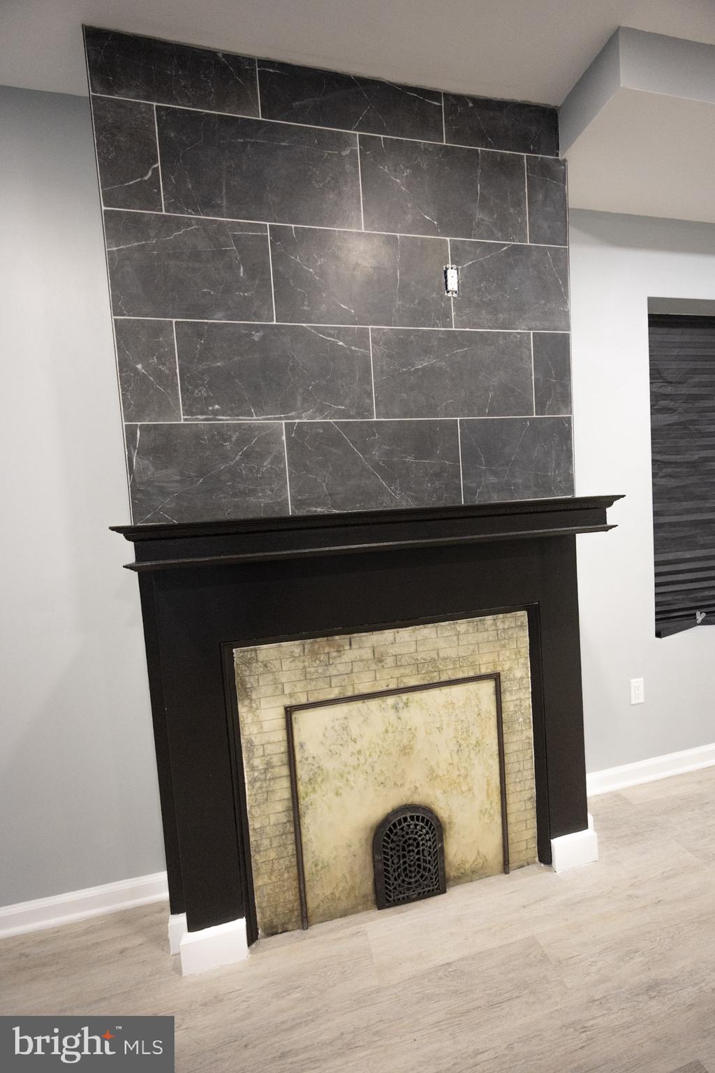 GERMANTOWN (EAST) - Residential