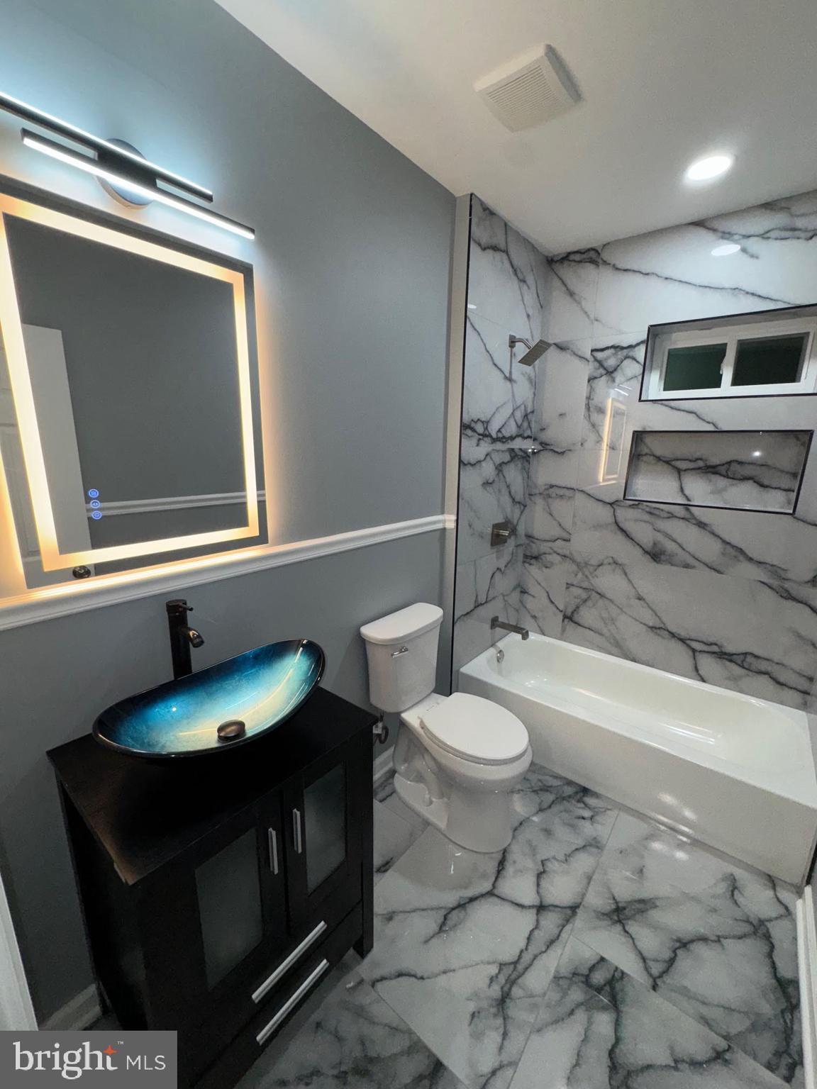 GERMANTOWN (EAST) - Residential