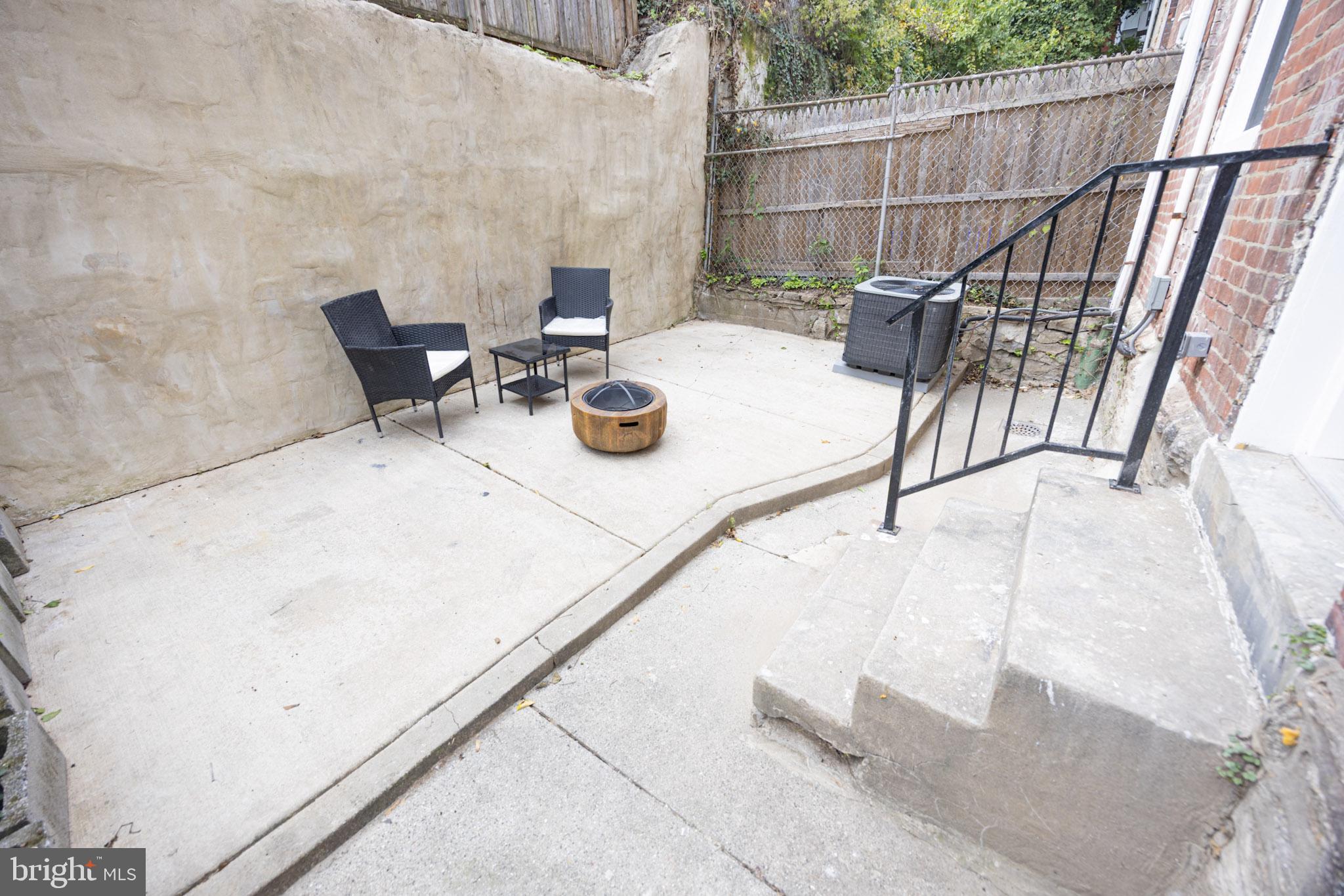 GERMANTOWN (EAST) - Residential