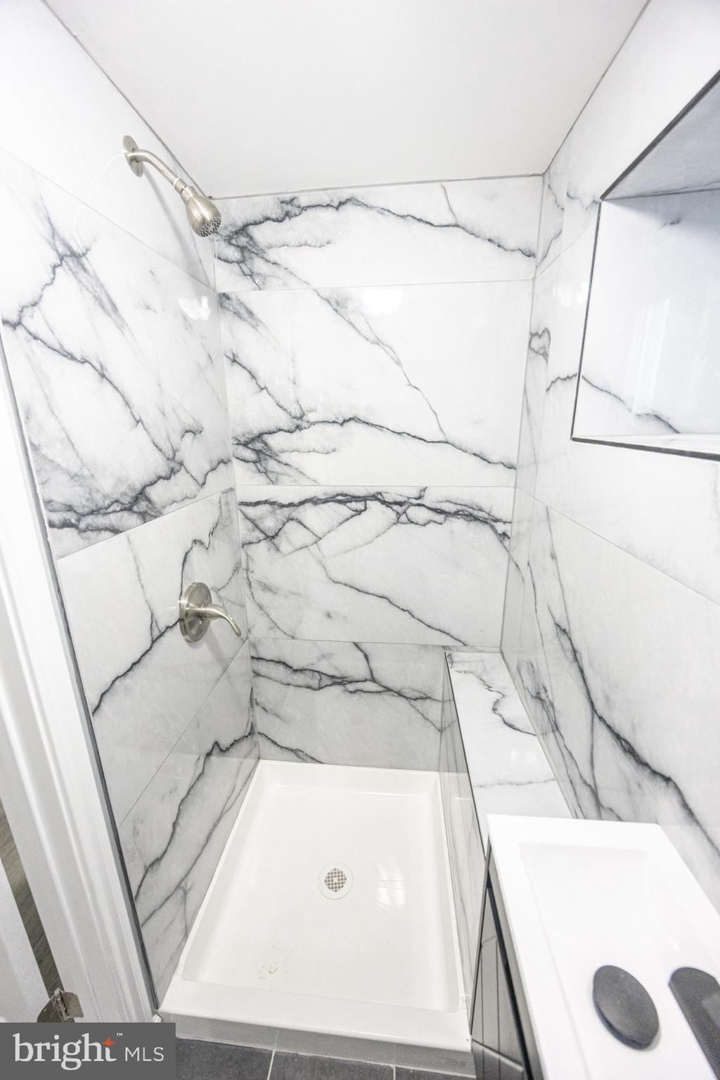 GERMANTOWN (EAST) - Residential