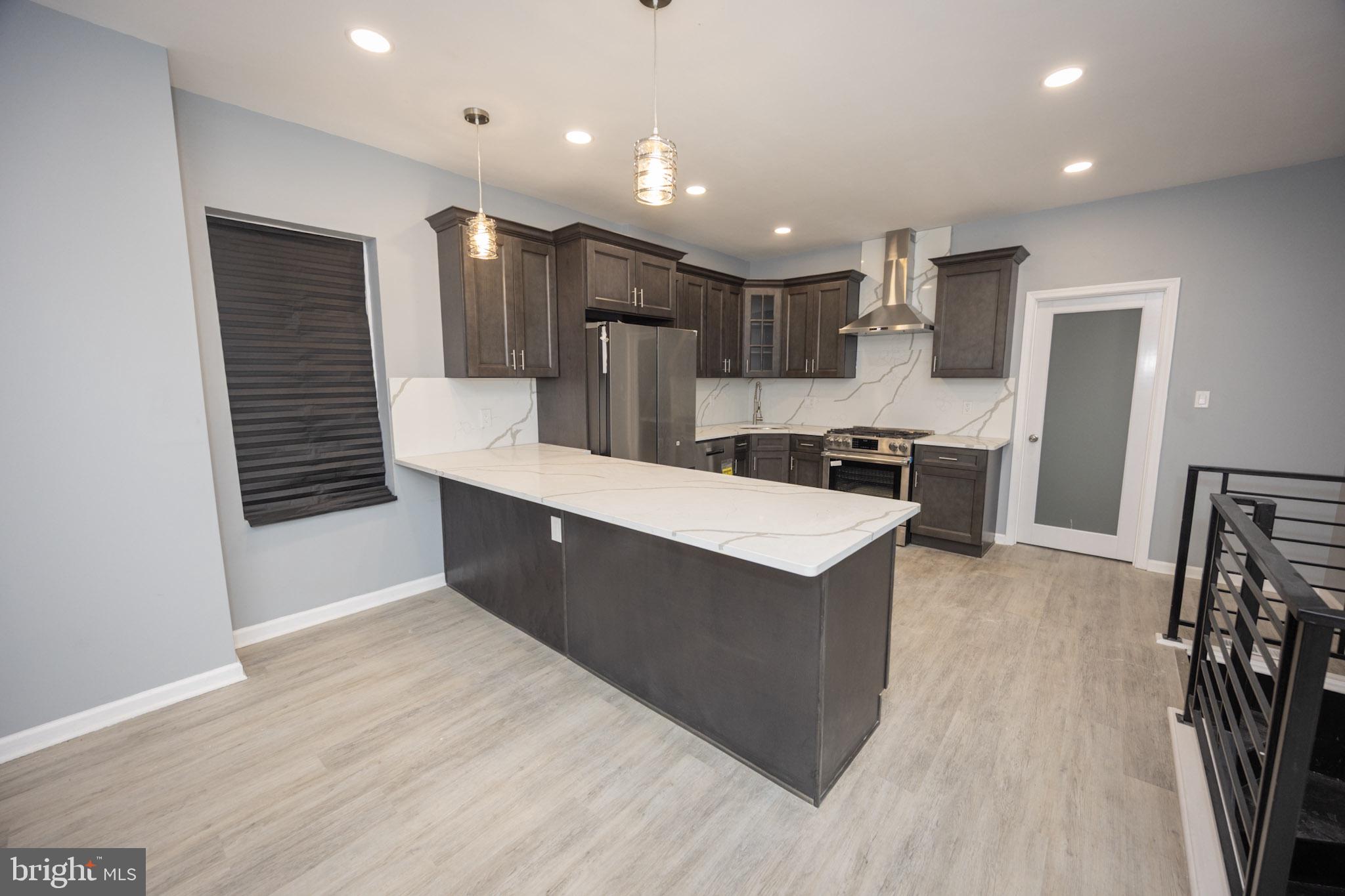 GERMANTOWN (EAST) - Residential