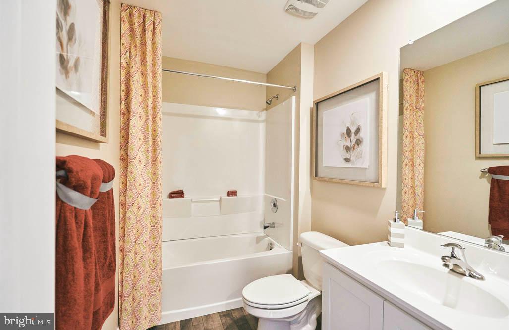 SASSAFRAS MEADOWS - Residential